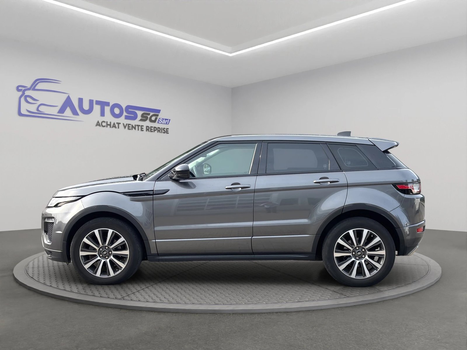 LAND ROVER Range Rover Evoque 2.0 TD4 SE Dynamic AT9, Diesel, Second hand / Used, Automatic - 5