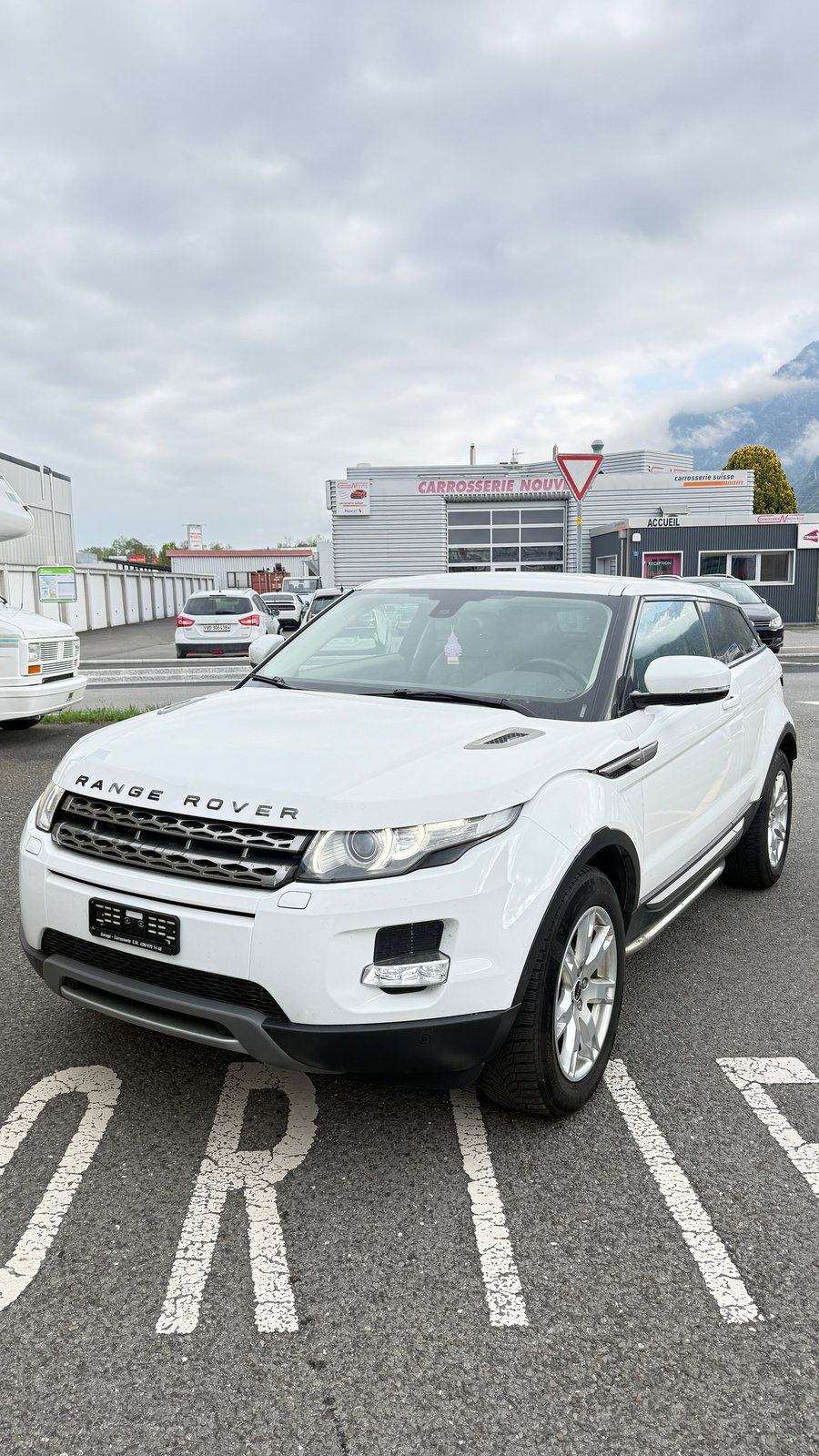 LAND ROVER Range Rover Evoque 2.2 TD4 Prestige AT6, Diesel, Occasion / Gebraucht, Automatik - 3