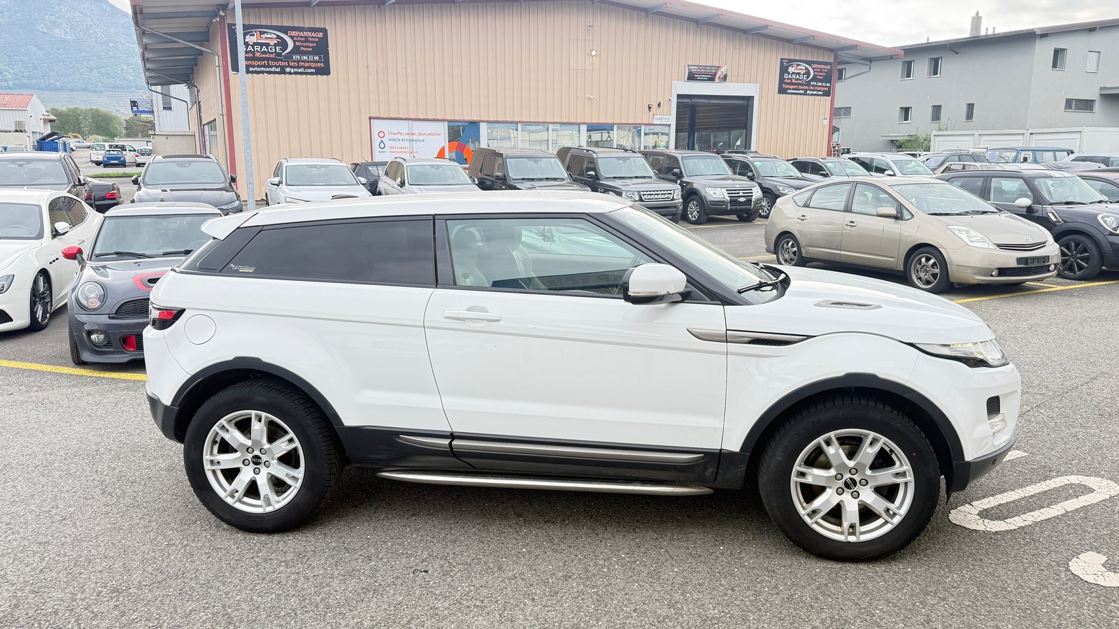 LAND ROVER Range Rover Evoque 2.2 TD4 Prestige AT6, Diesel, Occasion / Gebraucht, Automatik - 5