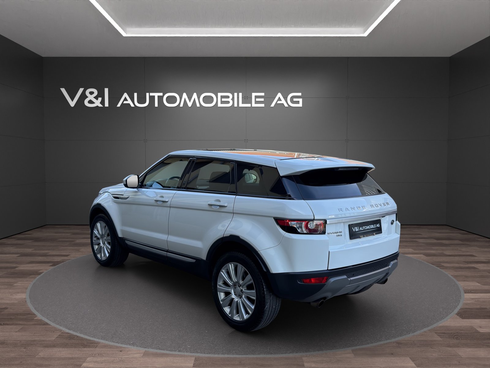 LAND ROVER Range Rover Evoque 2.0 Si4 Dynamic AT9, Petrol, Second hand / Used, Automatic - 4