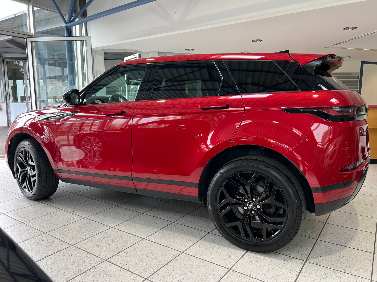 LAND ROVER Range Rover Evoque R-Dynamic P 200 S AT9, Mild-Hybrid Petrol/Electric, Second hand / Used, Automatic - 3