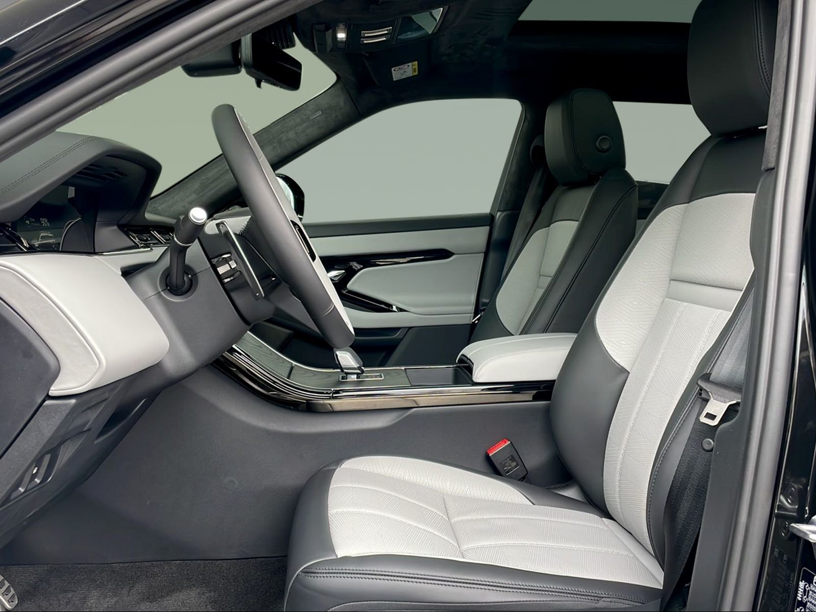 LAND ROVER Range Rover Evoque 1.5 T 300e Autobiography, Plug-in-Hybrid Petrol/Electric, Second hand / Used, Automatic - 4