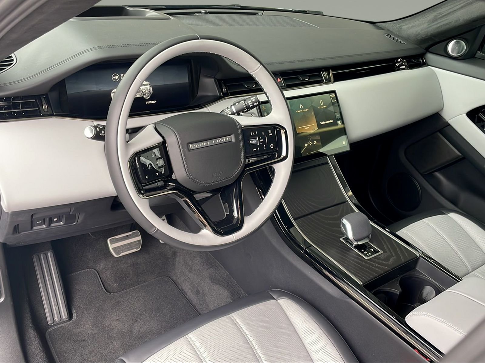 LAND ROVER Range Rover Evoque 1.5 T 300e Autobiography, Plug-in-Hybrid Petrol/Electric, Second hand / Used, Automatic - 5