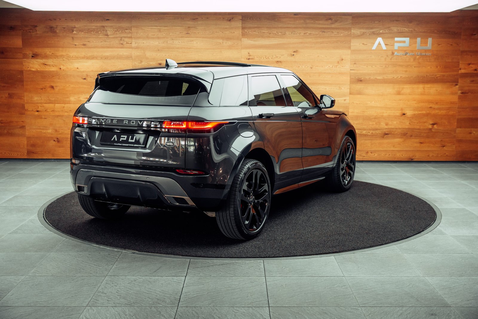 LAND ROVER Range Rover Evoque R-Dynamic P 250 SE AT9, Mild-Hybrid Petrol/Electric, Second hand / Used, Automatic - 2