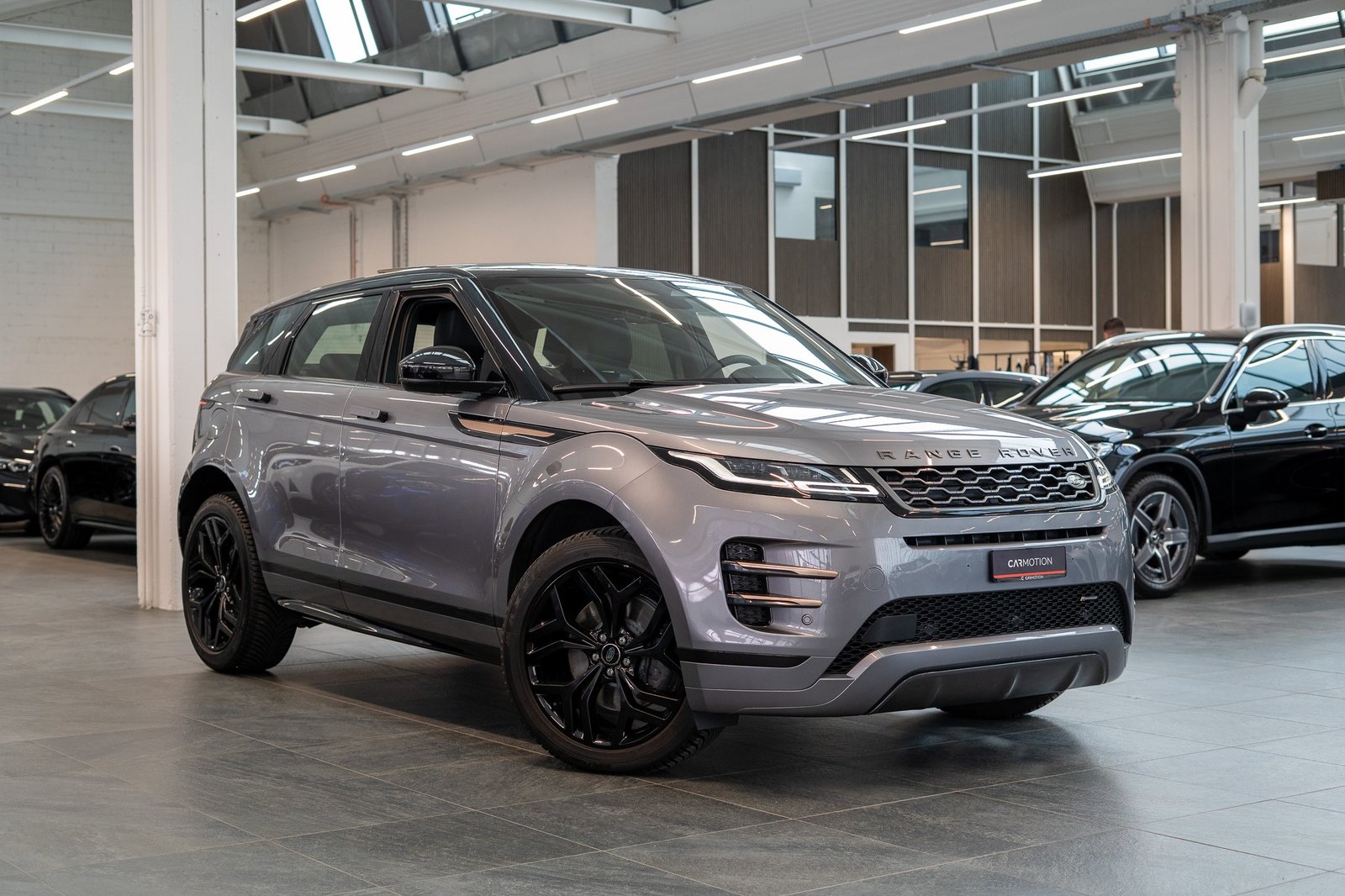 LAND ROVER Range Rover Evoque 2.0 D 200 R-Dynamic SE / Panor, Diesel, Second hand / Used, Automatic - 3
