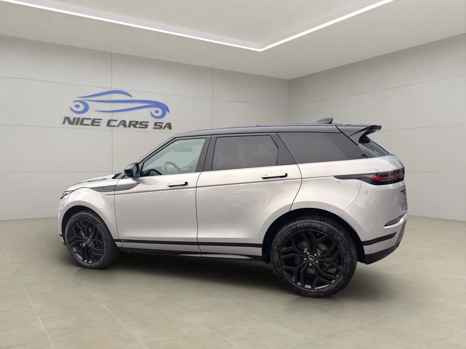 LAND ROVER Range Rover Evoque P 300 HSE AT9, Petrol, Second hand / Used, Automatic - 7
