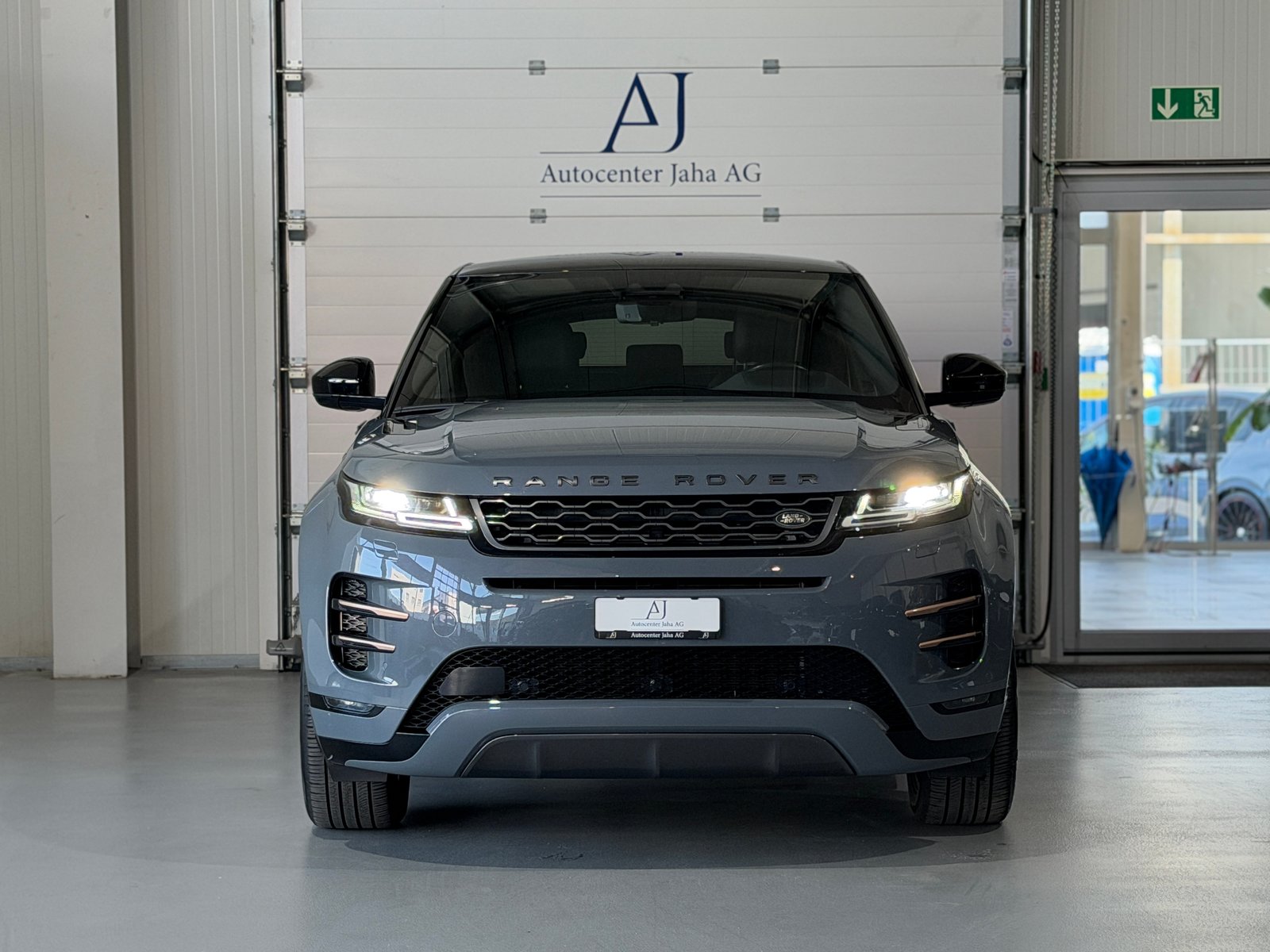LAND ROVER Range Rover Evoque R-Dynamic First Edition P 250, Essence, Occasion / Utilisé, Automatique - 4