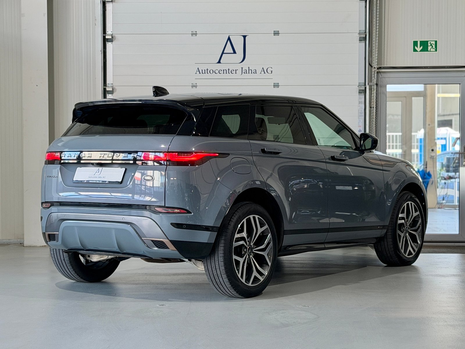 LAND ROVER Range Rover Evoque R-Dynamic First Edition P 250, Essence, Occasion / Utilisé, Automatique - 7