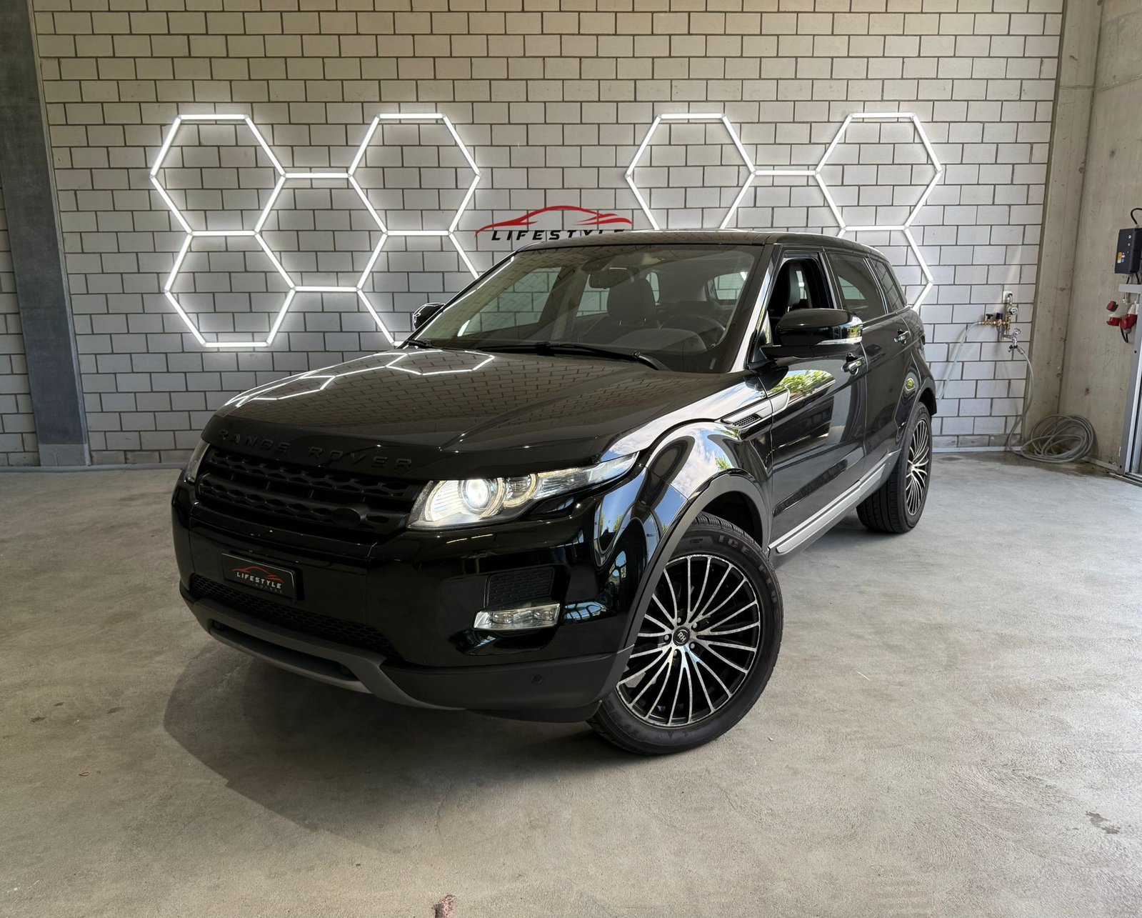 LAND ROVER Range Rover Evoque 2.2 SD4 Pure AT6