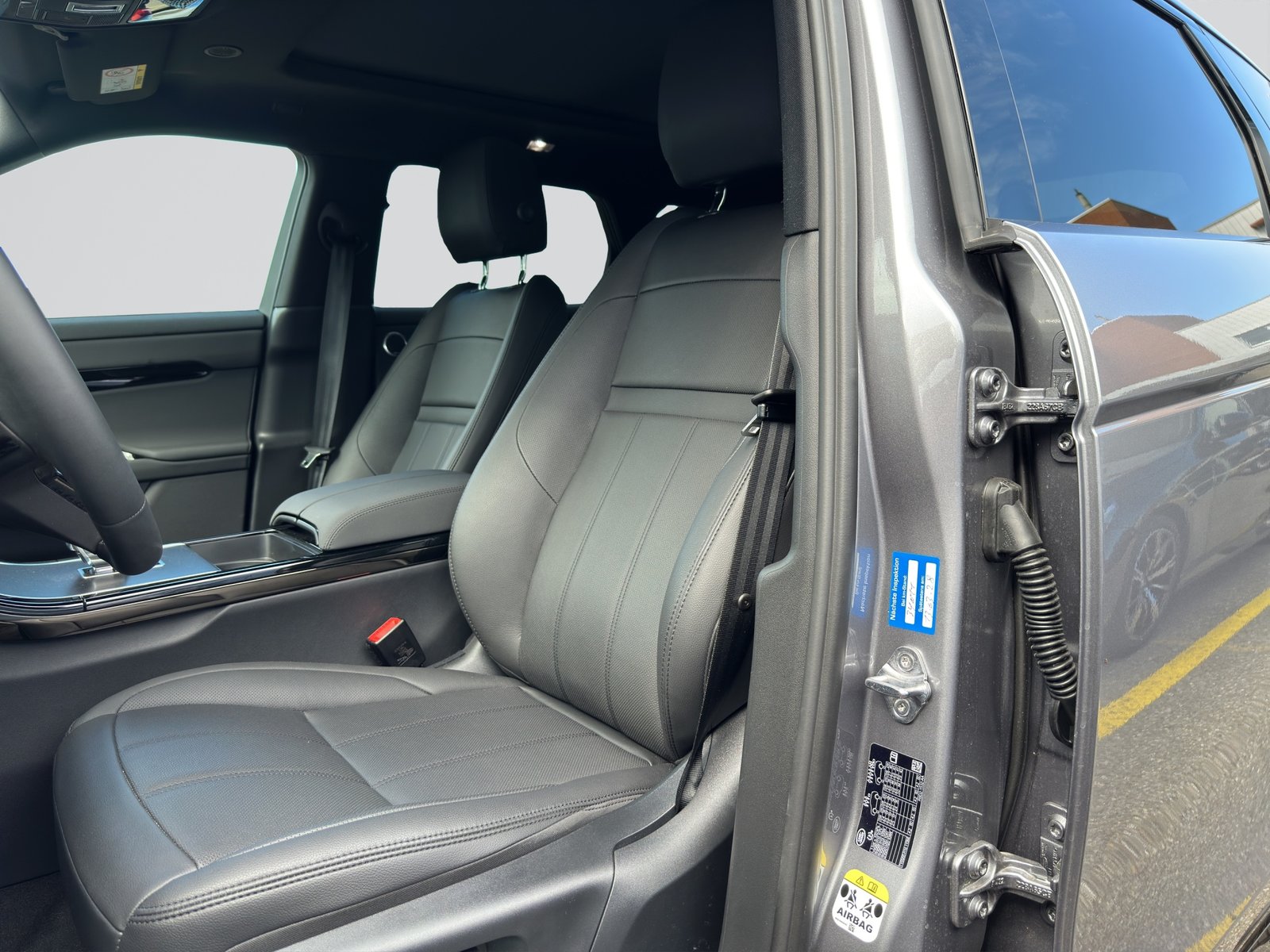 LAND ROVER Range Rover Evoque P 270e Dynamic SE Black AT9, Hybride Rechargeable Essence/Électricité, Occasion / Utilisé, Automatique - 6