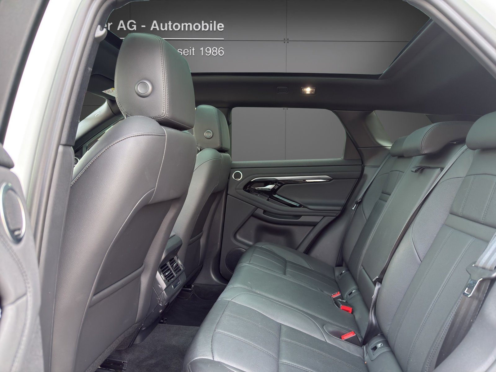 LAND ROVER Range Rover Evoque P 300e S AT8, Hybride Rechargeable Essence/Électricité, Occasion / Utilisé, Automatique - 7