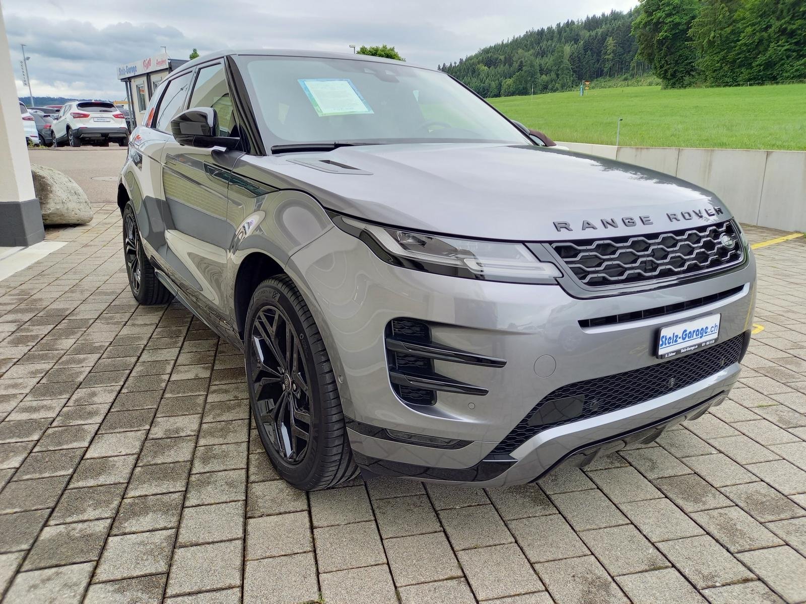 LAND ROVER Range Rover Evoque 2.0 T 250 R-Dynamic SE, Mild-Hybrid Petrol/Electric, Second hand / Used, Automatic - 4
