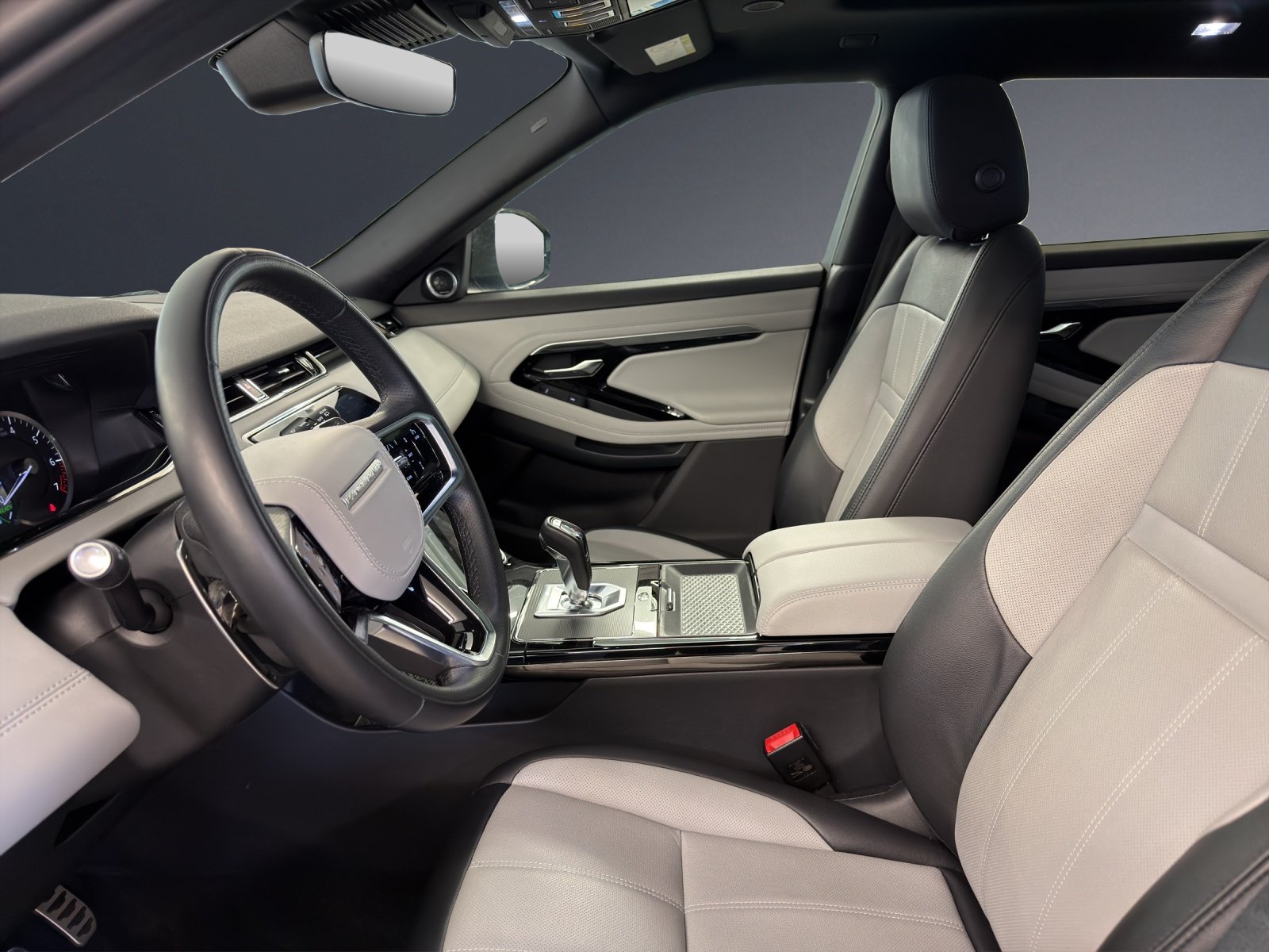 LAND ROVER Evoque R-Dynamic SE, Plug-in-Hybrid Petrol/Electric, Second hand / Used, Automatic - 7