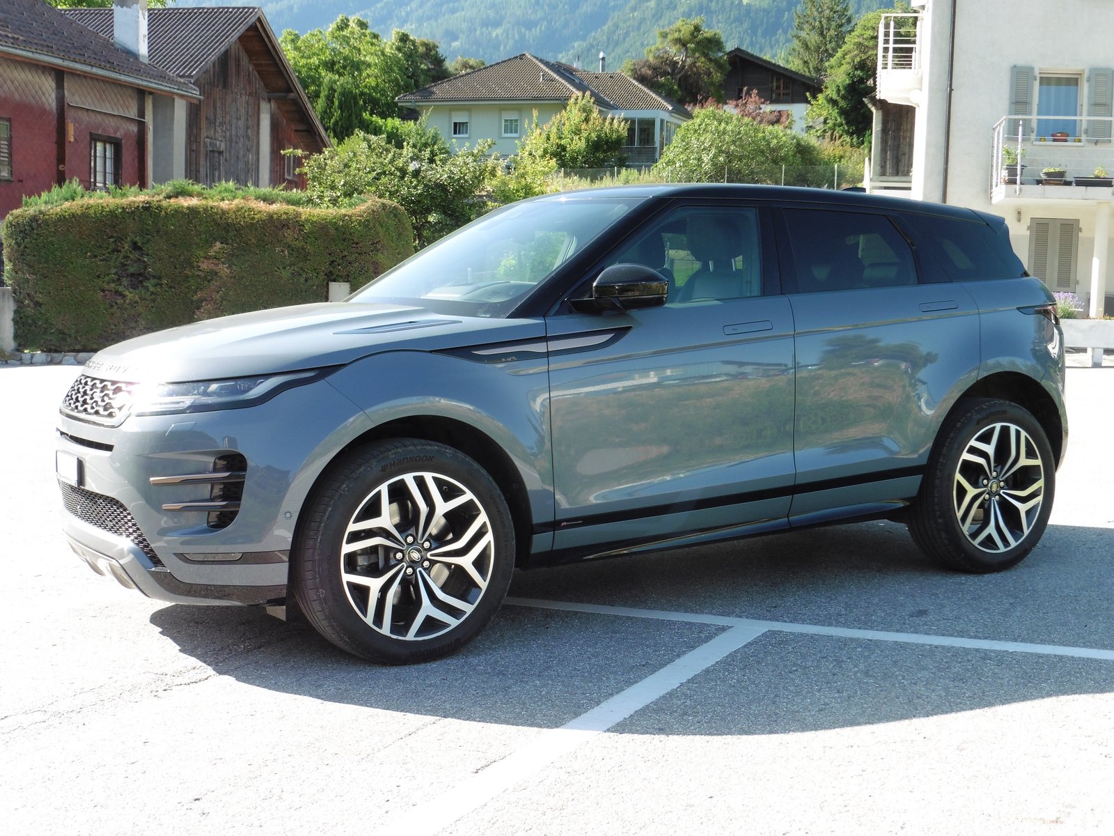 LAND ROVER Range Rover Evoque R-Dyn First Edi P 250 HSE AT9, Petrol, Second hand / Used, Automatic - 5