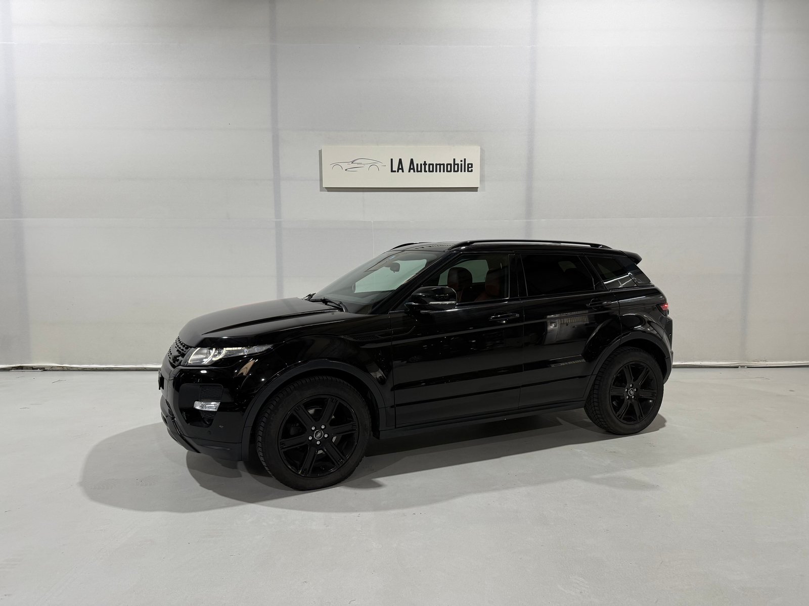 LAND ROVER Range Rover Evoque 2.2 SD4 Dynamic Spirit AT6, Diesel, Second hand / Used, Automatic - 2