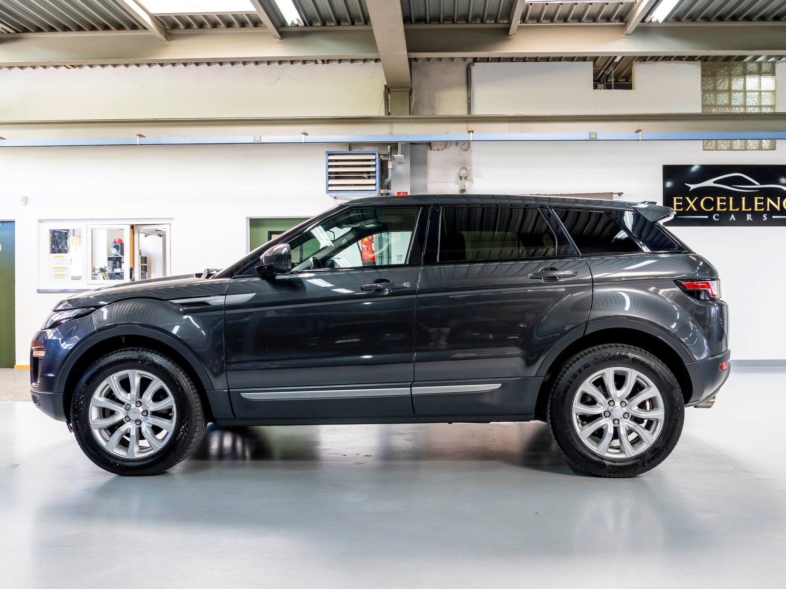 LAND ROVER Range Rover Evoque 2.0 Si4 SE Advantage AT9, Petrol, Second hand / Used, Automatic - 4