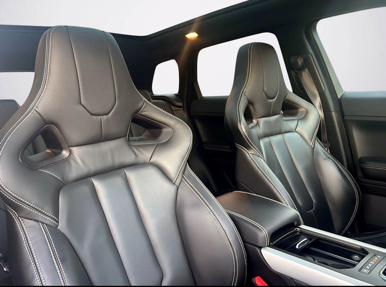 LAND ROVER Range Rover Evoque 2.0 Si4 Prestige AT6, Benzin, Occasion / Gebraucht, Automatik - 3