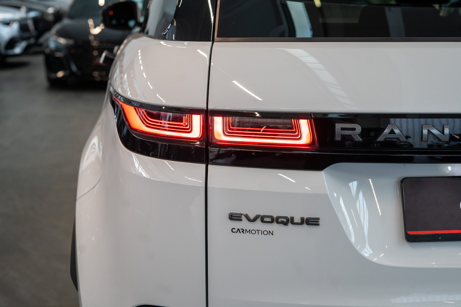 LAND ROVER Range Rover Evoque 2.0 D 165 R-Dynamic SE / Rück, Diesel, Occasion / Gebraucht, Automatik - 6