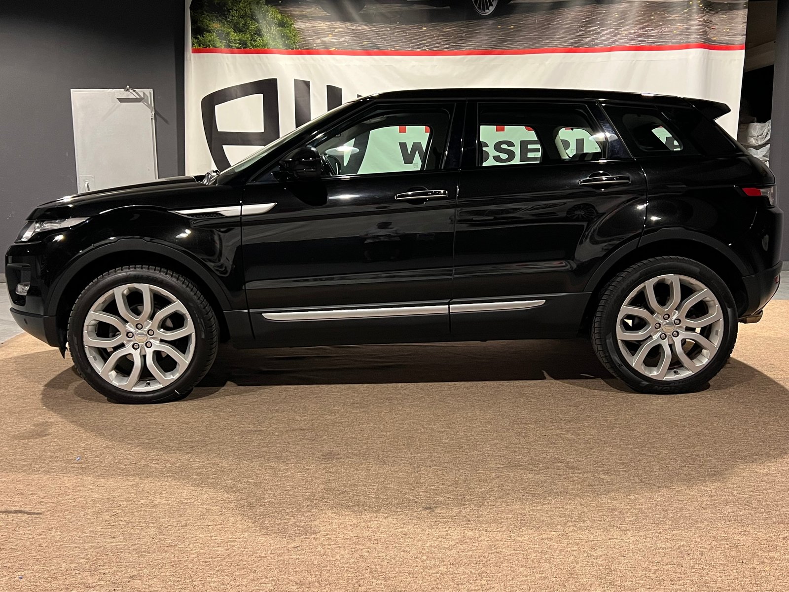 LAND ROVER Range Rover Evoque 2.2 SD4 Prestige AT9, Diesel, Occasion / Gebraucht, Automatik - 7