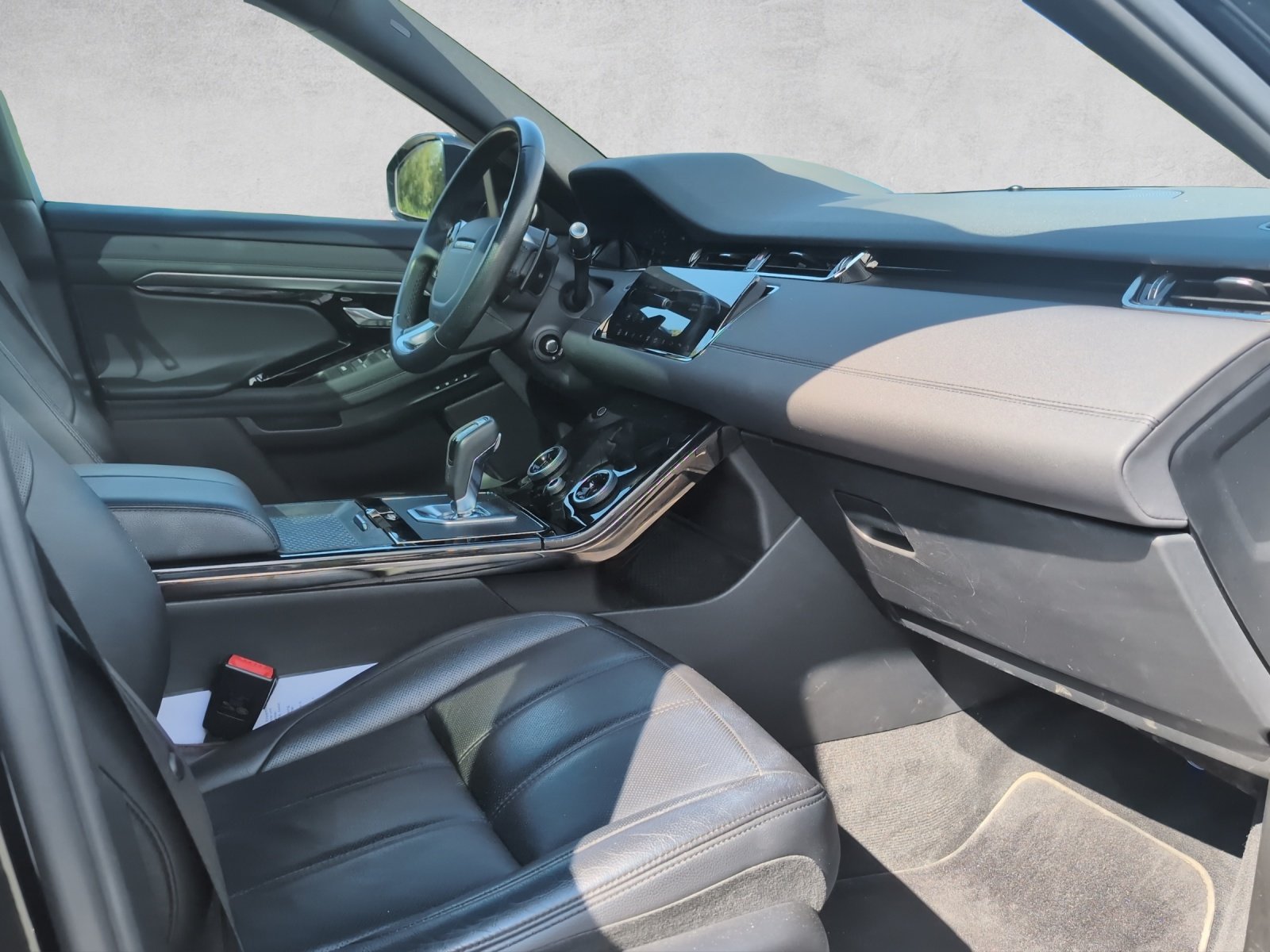 LAND ROVER Range Rover Evoque P 250 SE AT9, Benzin, Occasion / Gebraucht, Automatik - 7