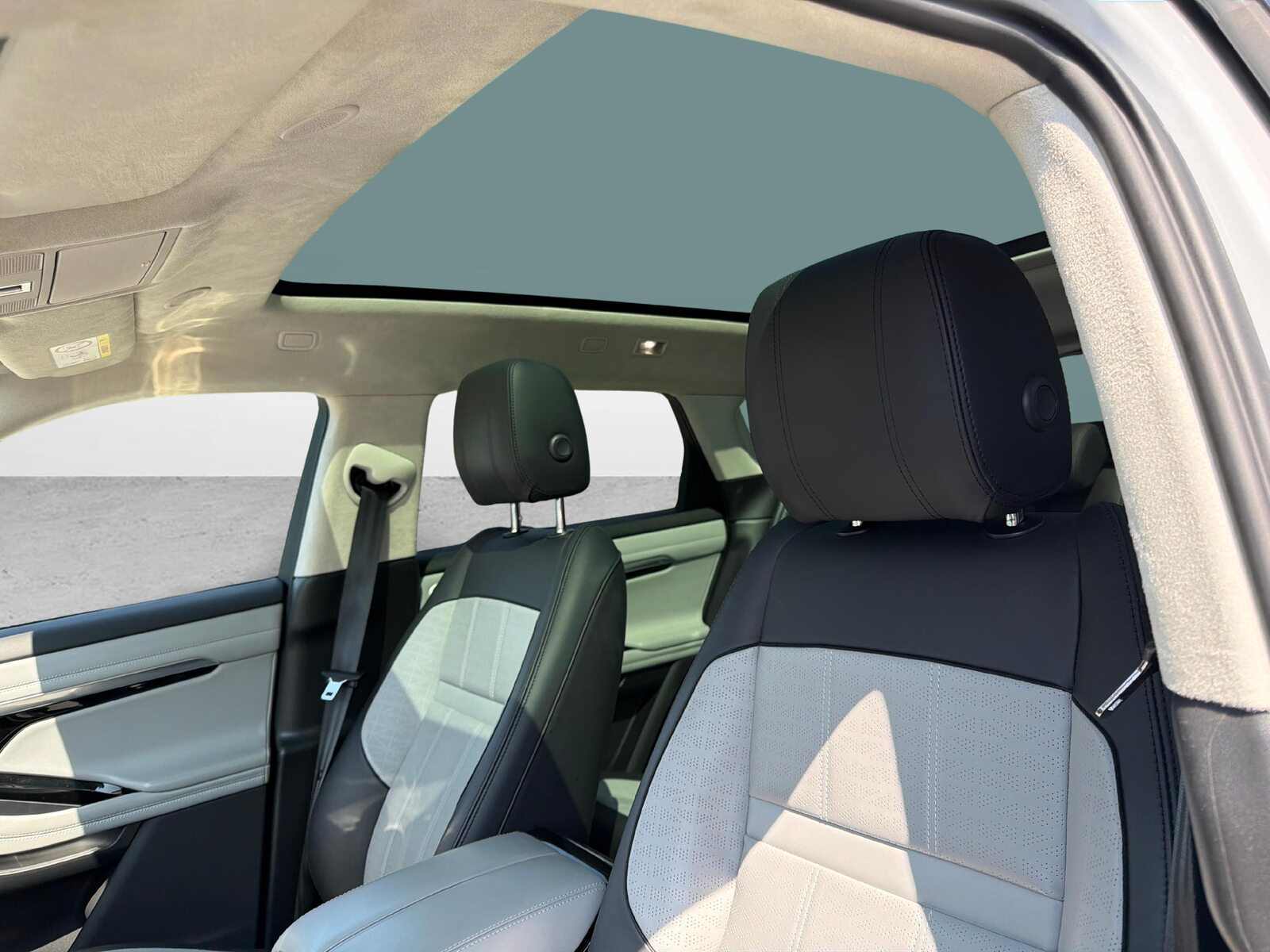 LAND ROVER Range Rover Evoque 2.0 T R-Dynamic HSE, Mild-Hybrid Benzin/Elektro, Occasion / Gebraucht, Automatik - 3