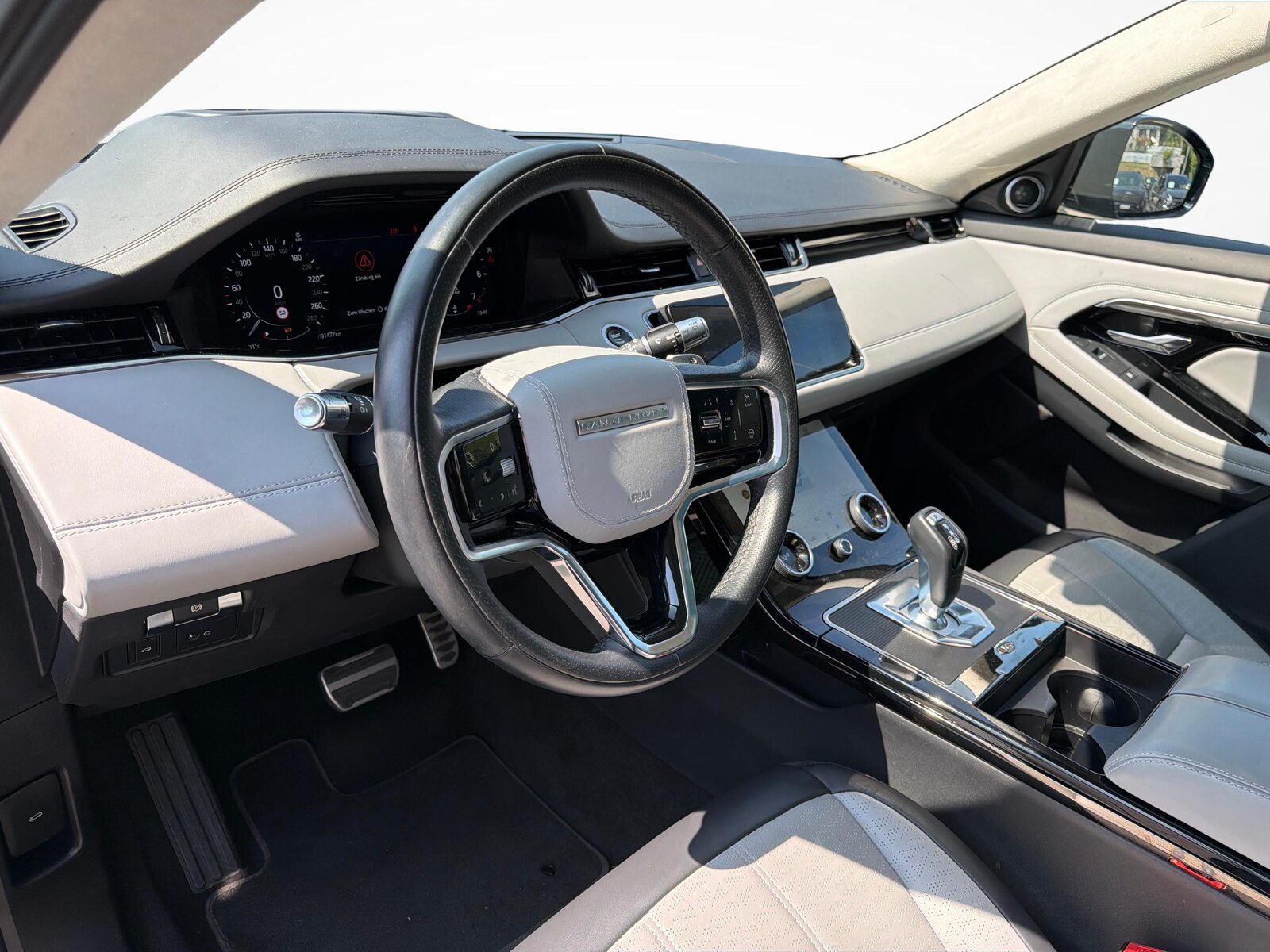 LAND ROVER Range Rover Evoque 2.0 T R-Dynamic HSE, Mild-Hybrid Benzin/Elektro, Occasion / Gebraucht, Automatik - 4