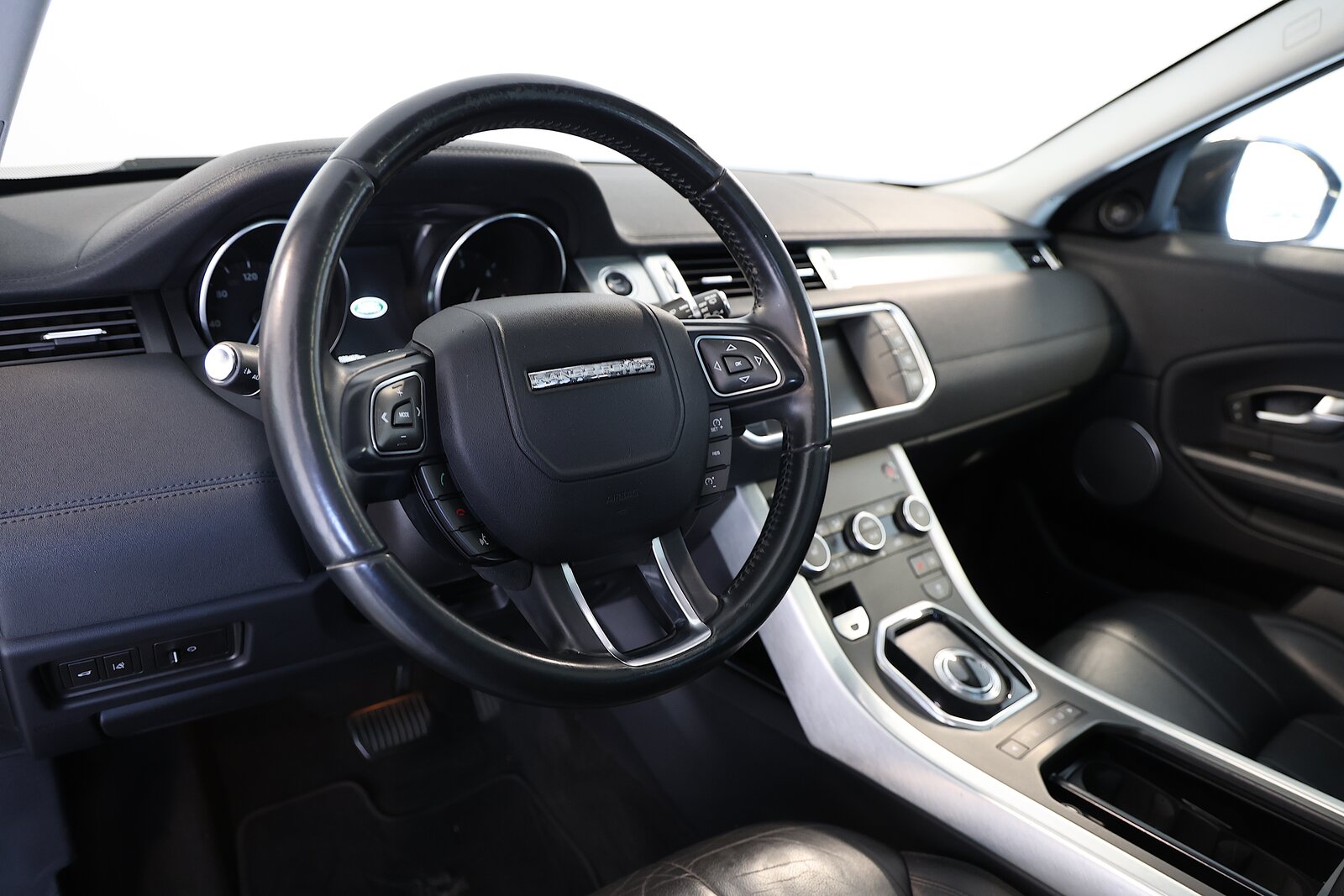 LAND ROVER Range Rover Evoque 2.0 TD4 SE, Diesel, Occasion / Gebraucht, Automatik - 7