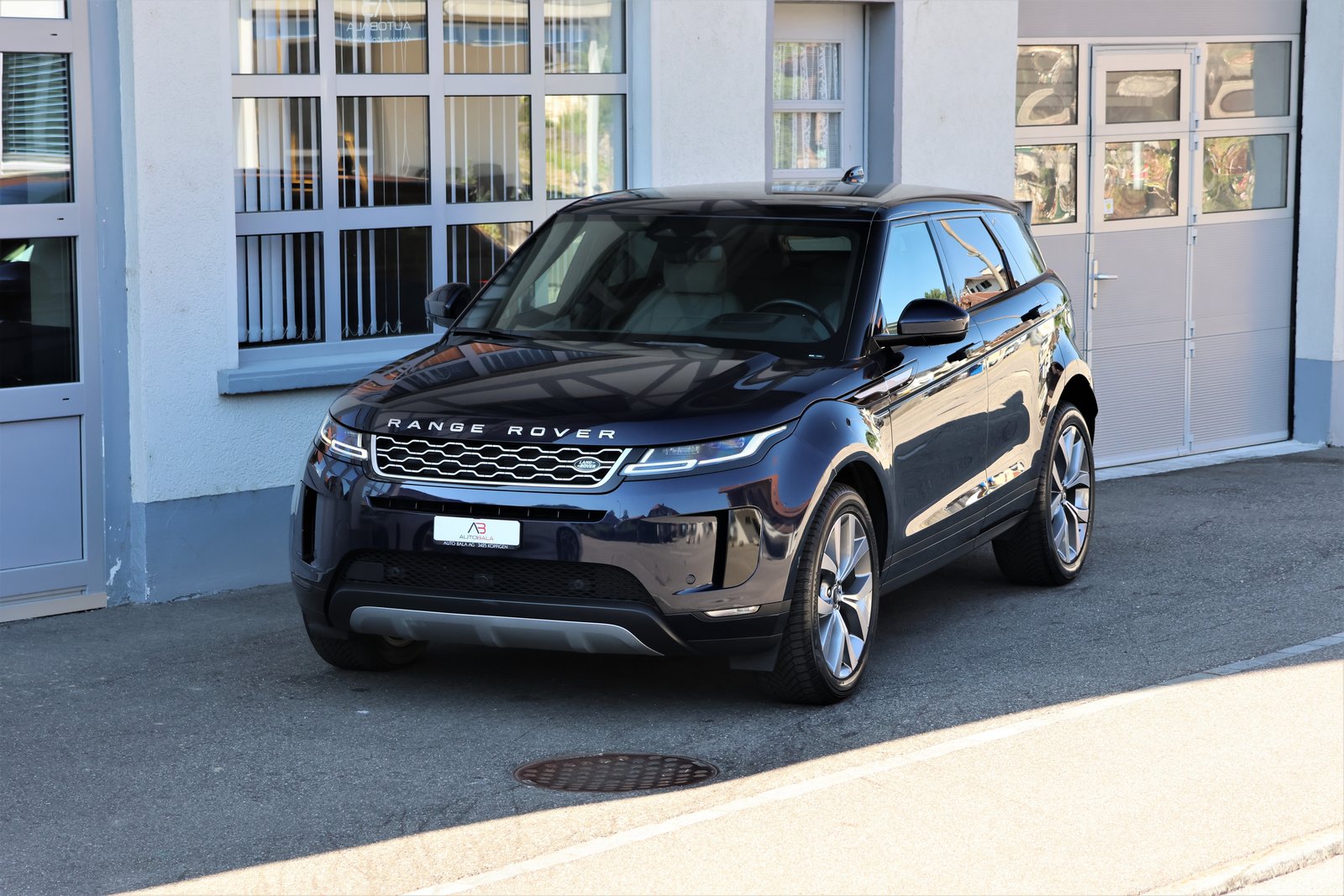 LAND ROVER Range Rover Evoque P 200 MHEV SE AT9