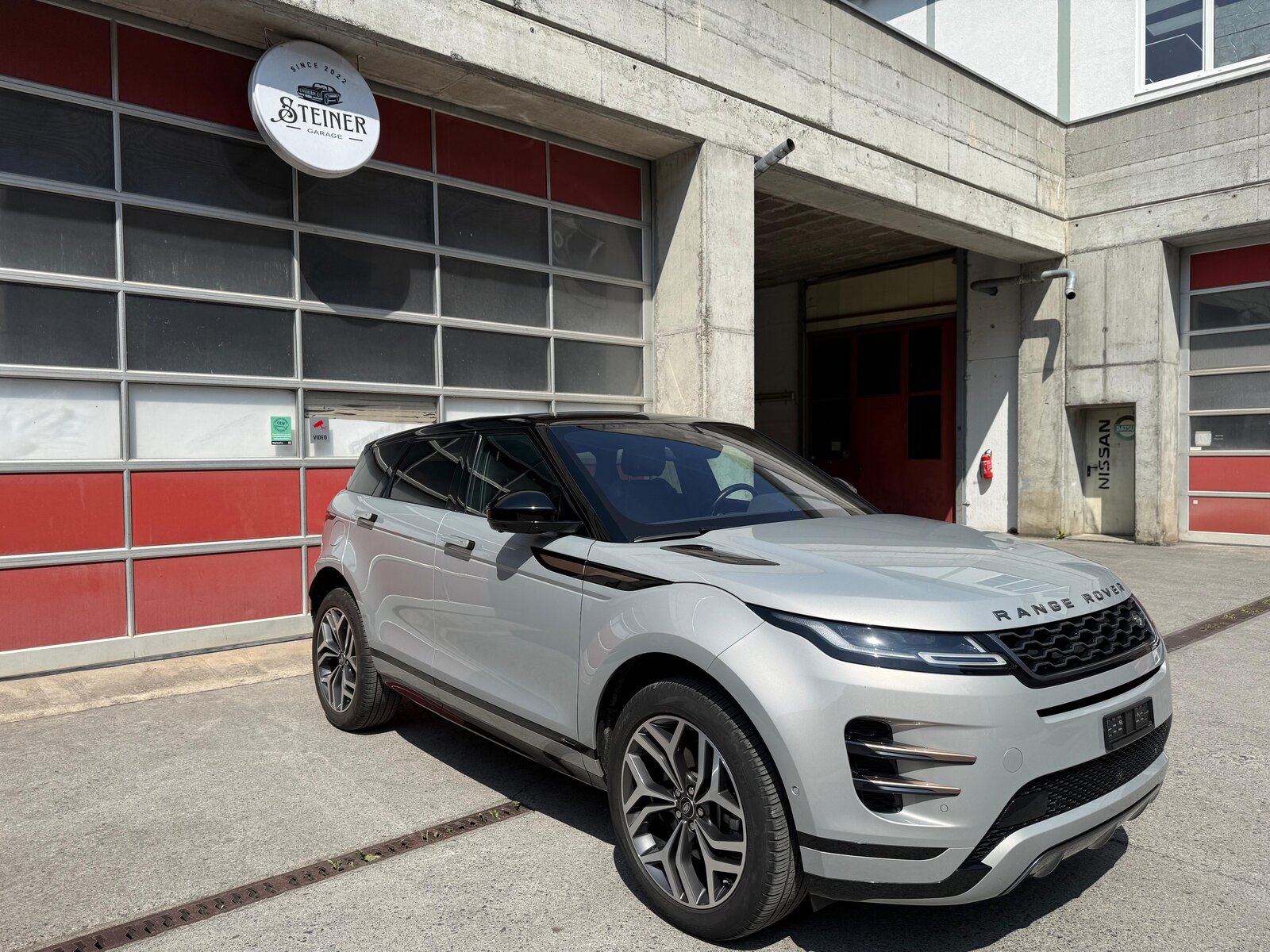LAND ROVER Range Rover Evoque R-Dynamic P 250 HSE AT9