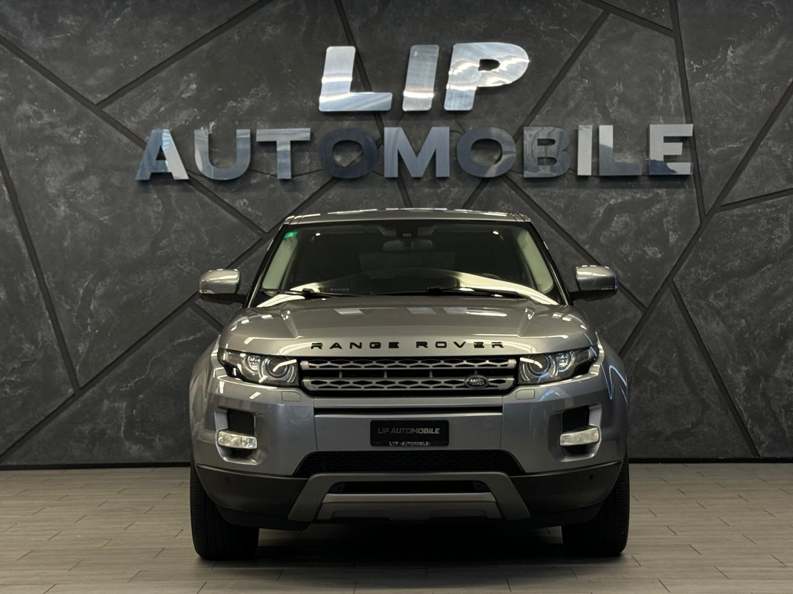 LAND ROVER Range Rover Evoque 2.2 TD4 Pure AT6, Diesel, Second hand / Used, Automatic - 2