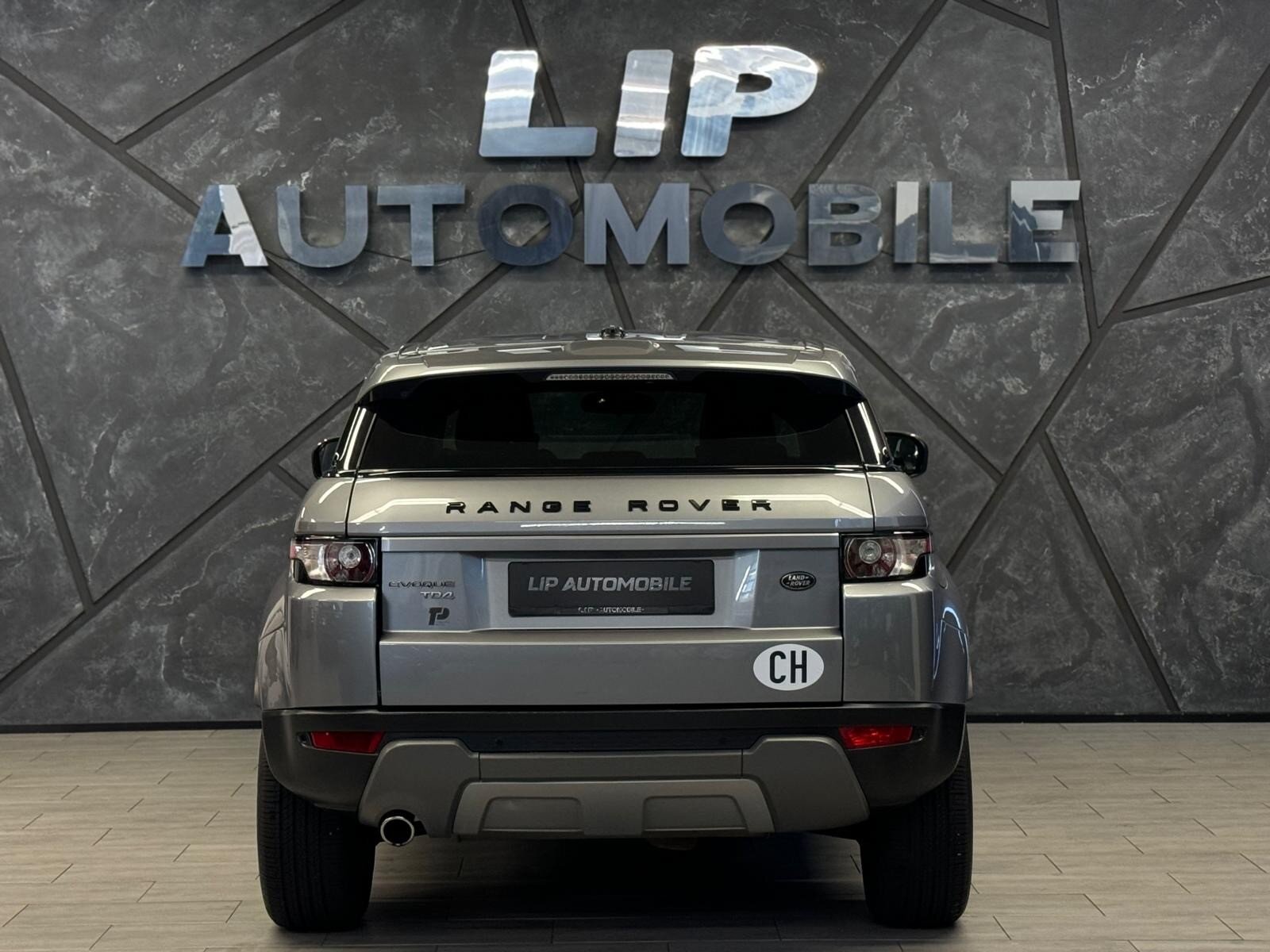 LAND ROVER Range Rover Evoque 2.2 TD4 Pure AT6, Diesel, Second hand / Used, Automatic - 7
