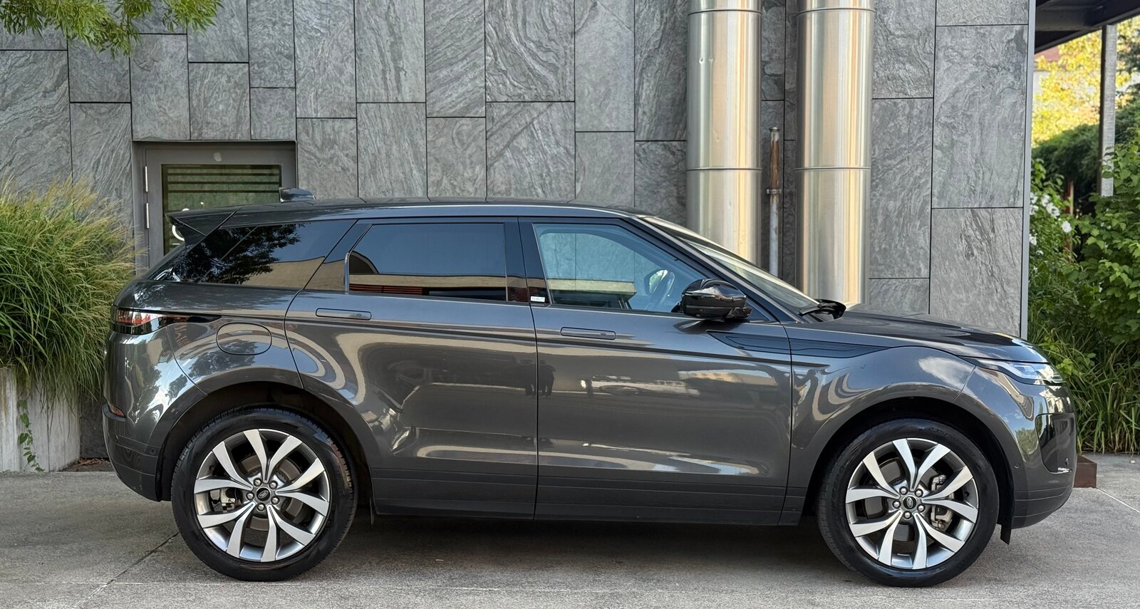 LAND ROVER Range Rover Evoque R-Dynamic P 300e SE AT8, Plug-in-Hybrid Benzin/Elektro, Occasion / Gebraucht, Automatik - 5