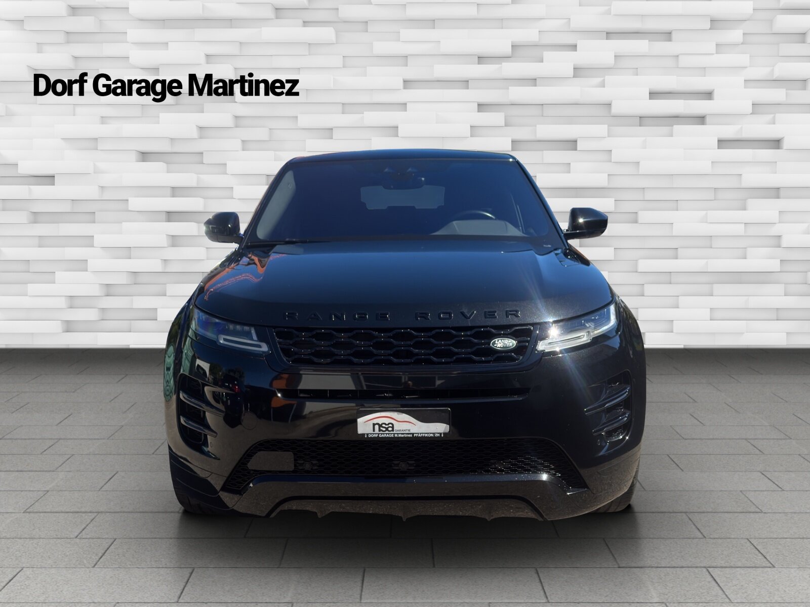 LAND ROVER Range Rover Evoque R-Dyn First Edi P 250 HSE AT9