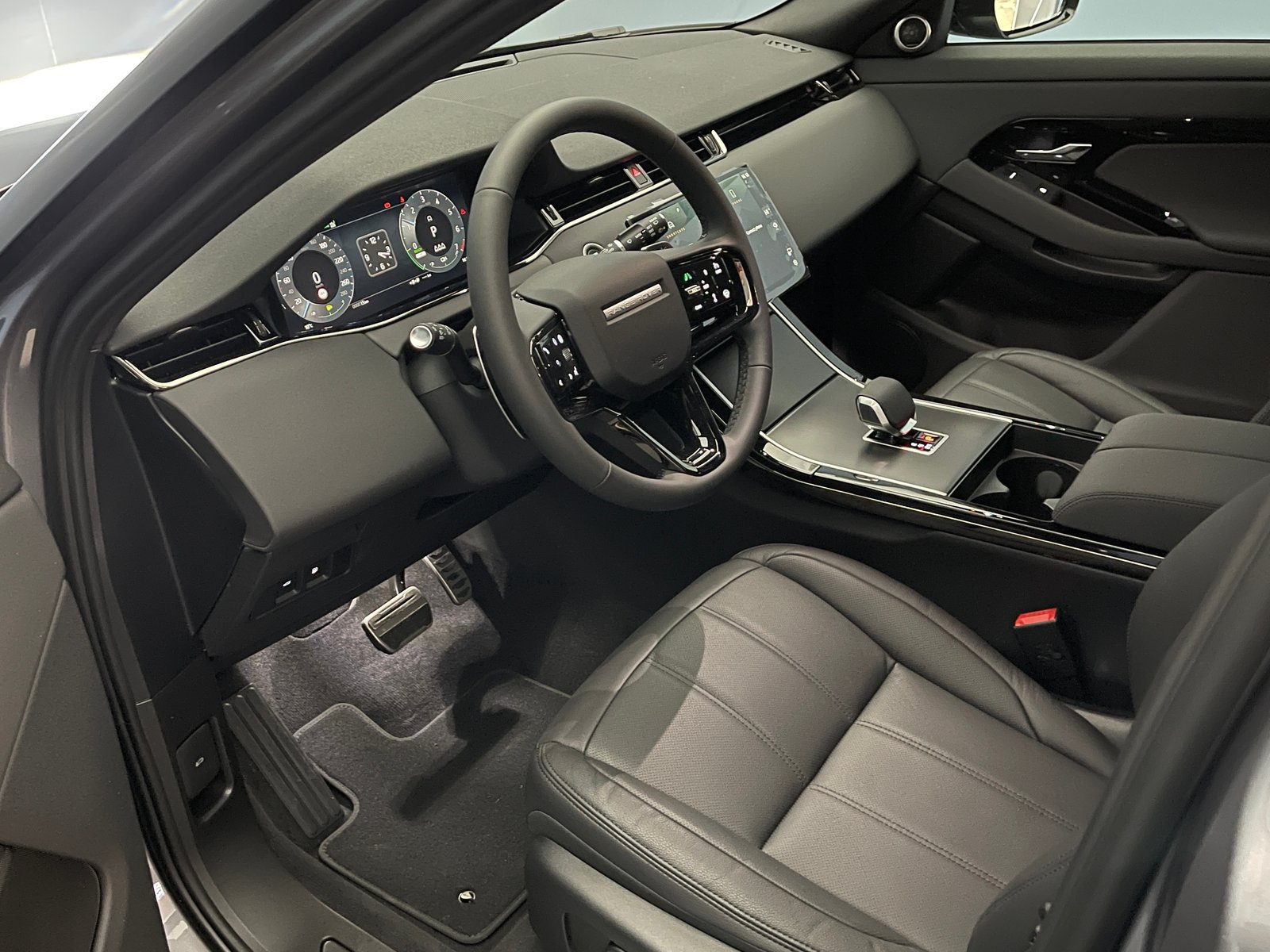 LAND ROVER Range Rover Evoque 1.5 T 270e Dynamic SE, Plug-in-Hybrid Benzin/Elektro, Vorführwagen, Automatik - 6