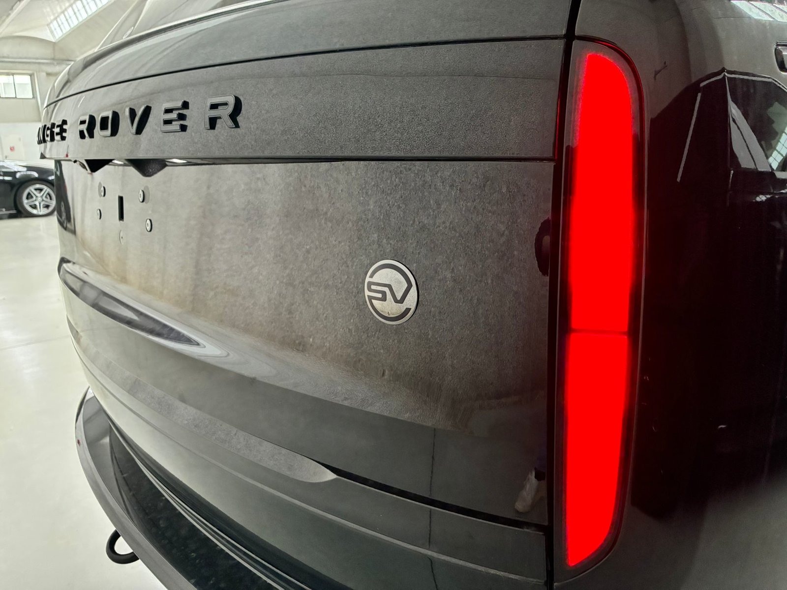 LAND ROVER Range Rover P615 4.4 V8 SV Black Automatic, Essence, Voiture nouvelle, Automatique - 5