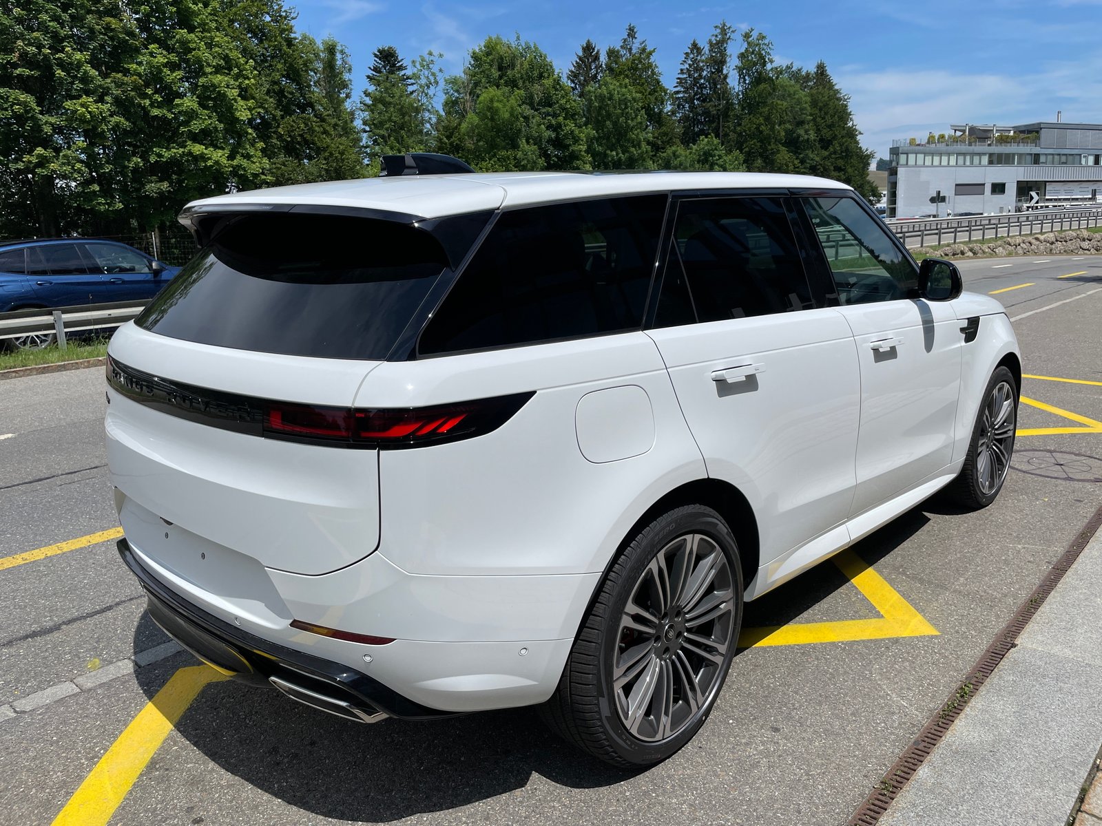 LAND ROVER Range Rover Sport P440e 3.0 Si6 PHEV Dynamic HSE, Plug-in-Hybrid Benzin/Elektro, Neuwagen, Automatik - 5