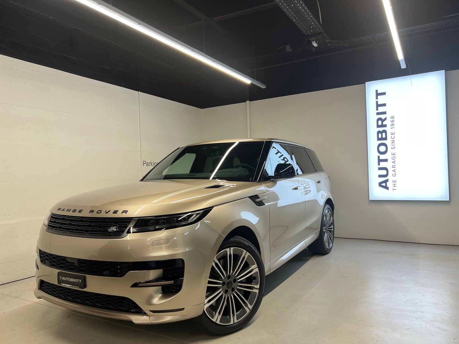 LAND ROVER Range Rover Sport 3.0 I6 P550e Autobiography