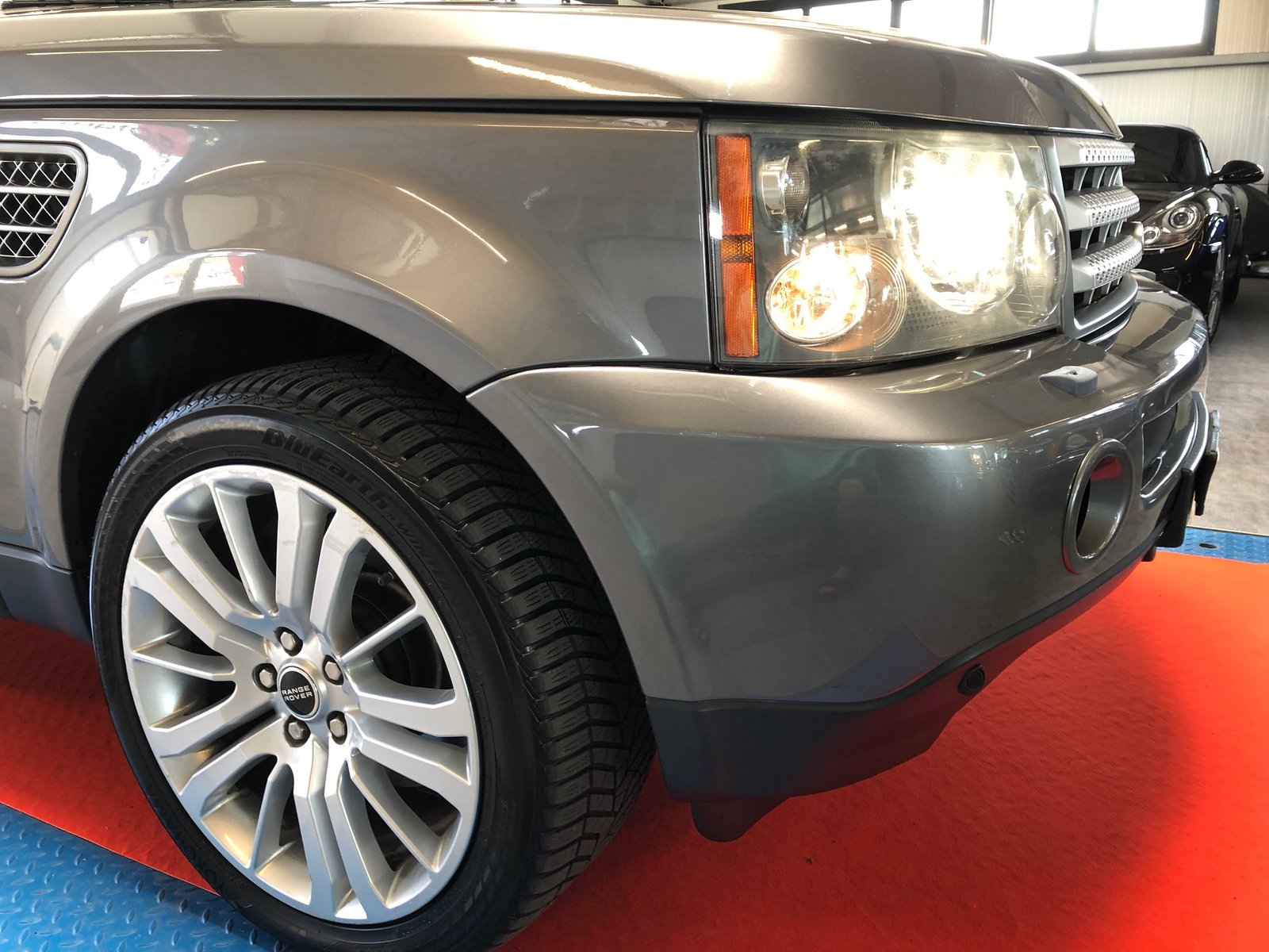 LAND ROVER Range Rover Sport 3.6 Td8 HSE Automatic, Diesel, Second hand / Used, Automatic - 2