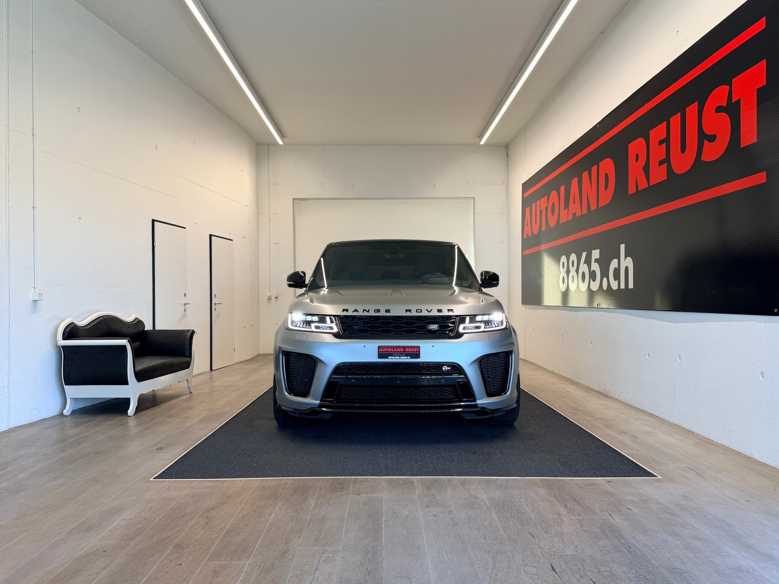 LAND ROVER Range Rover Sport 5.0 V8 S/C SVR Automatic, Petrol, Second hand / Used, Automatic - 2