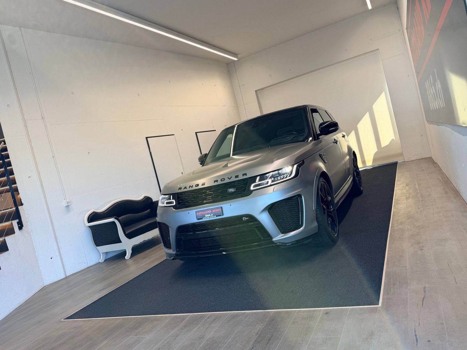 LAND ROVER Range Rover Sport 5.0 V8 S/C SVR Automatic, Petrol, Second hand / Used, Automatic - 3