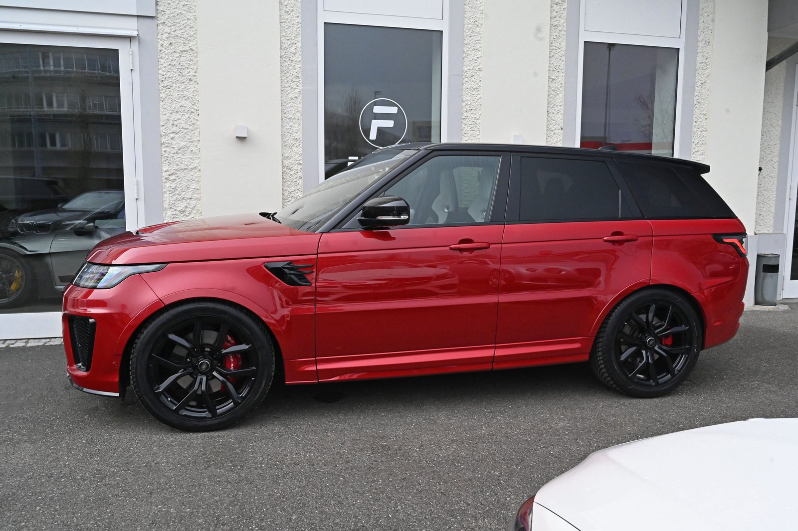 LAND ROVER Range Rover Sport 5.0 V8 S/C SVR Automatic, Benzin, Occasion / Gebraucht, Automatik - 7