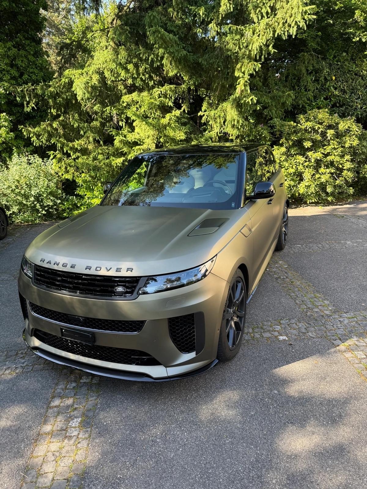 LAND ROVER Range Rover Sport P635 4.4 V8 SV Ed. One Carbon B, Benzin, Occasion / Gebraucht, Automatik - 4