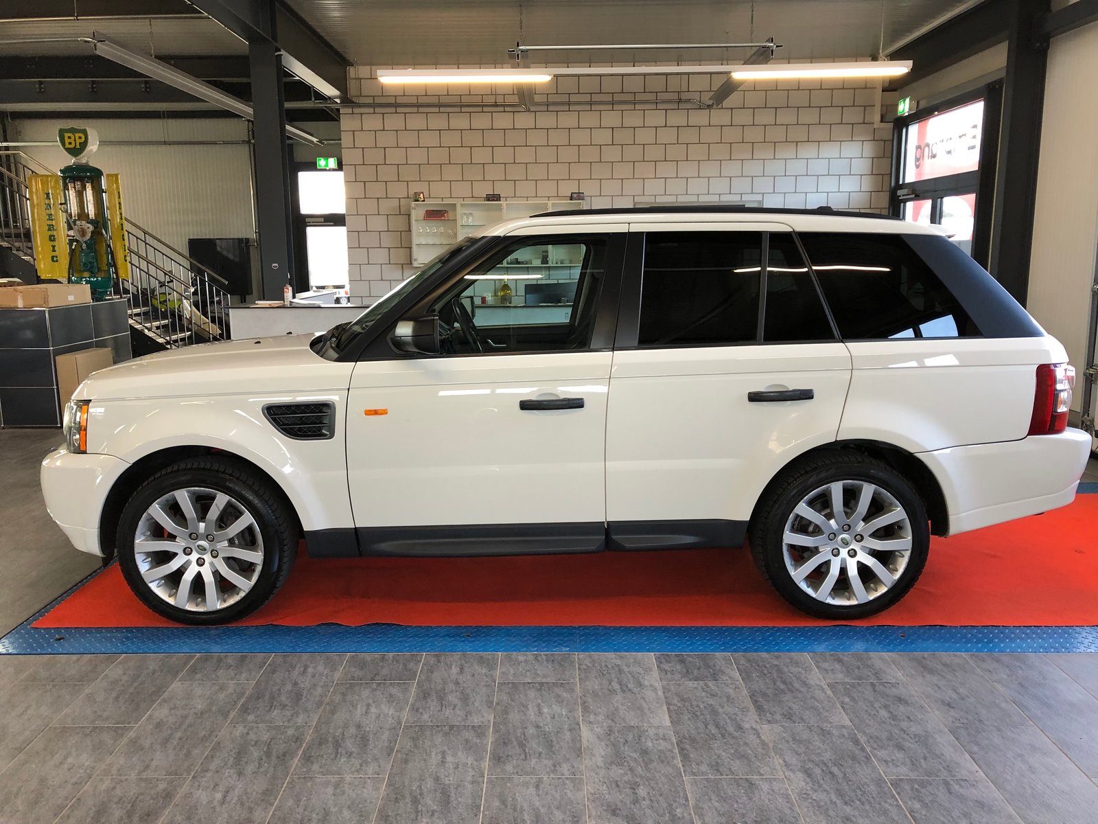 LAND ROVER Range Rover Sport 3.6 Td8 HSE Automatic, Diesel, Second hand / Used, Automatic - 6
