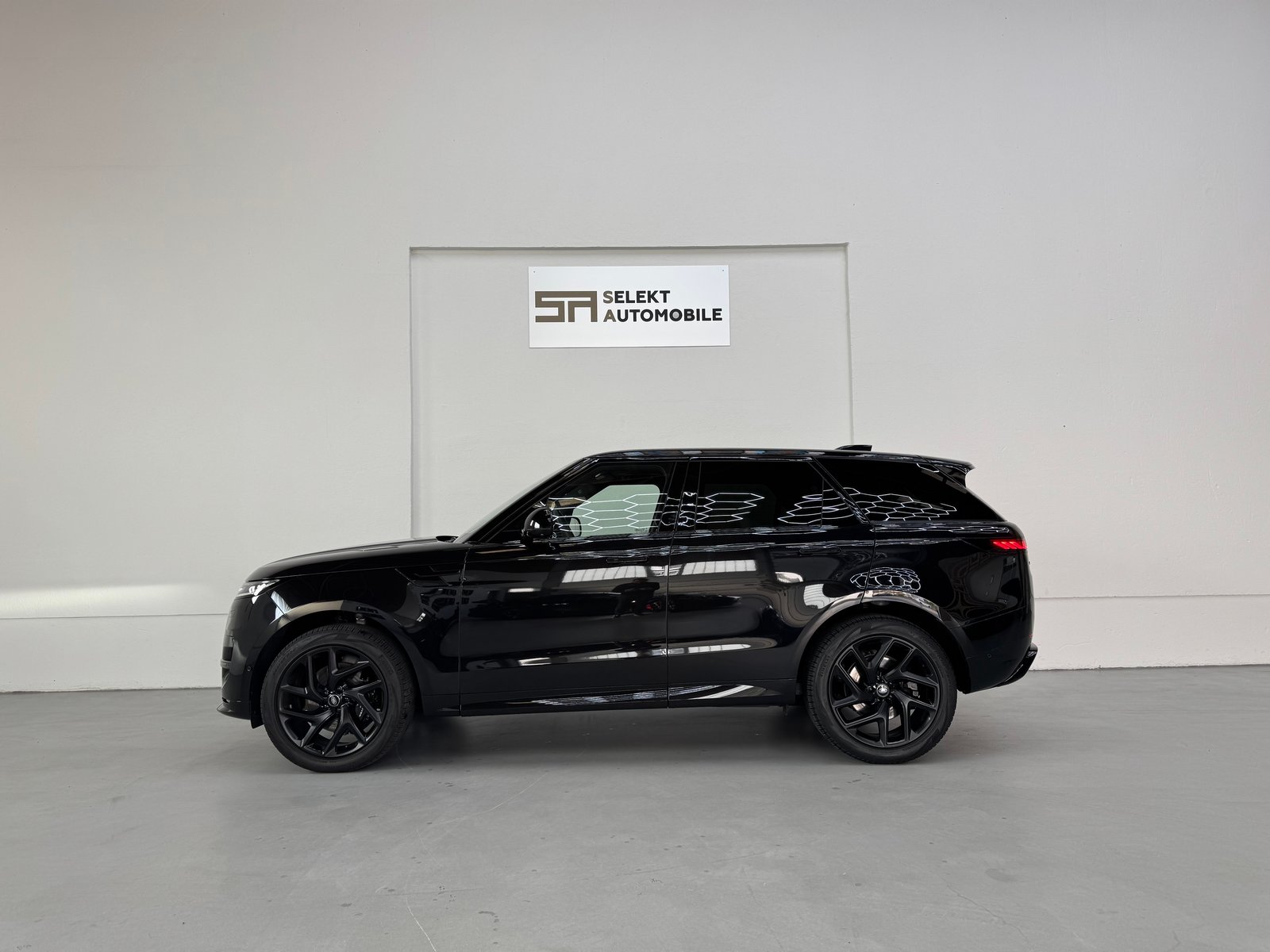LAND ROVER Range Rover Sport D250 3.0 TD6 MHEV Dynamic SE Au, Mild-Hybrid Diesel/Elektro, Occasion / Gebraucht, Automatik - 4