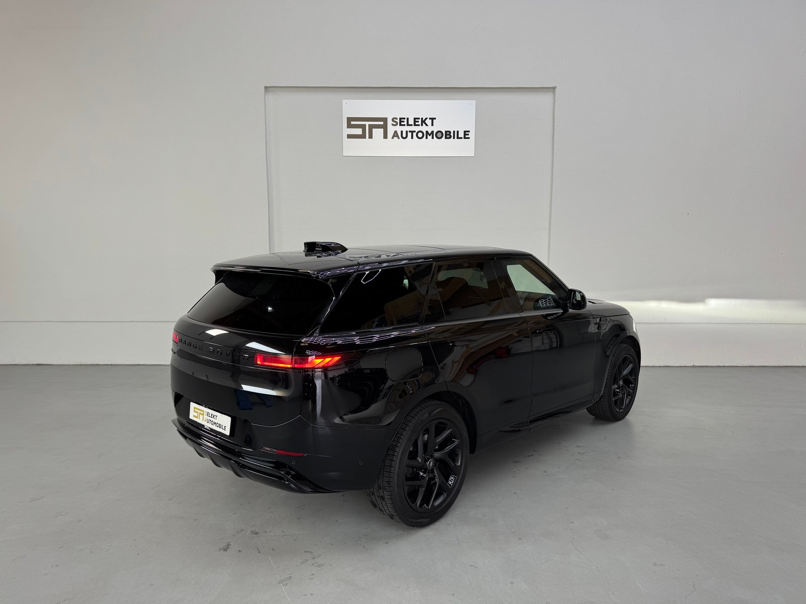 LAND ROVER Range Rover Sport D250 3.0 TD6 MHEV Dynamic SE Au, Mild-Hybrid Diesel/Elektro, Occasion / Gebraucht, Automatik - 6