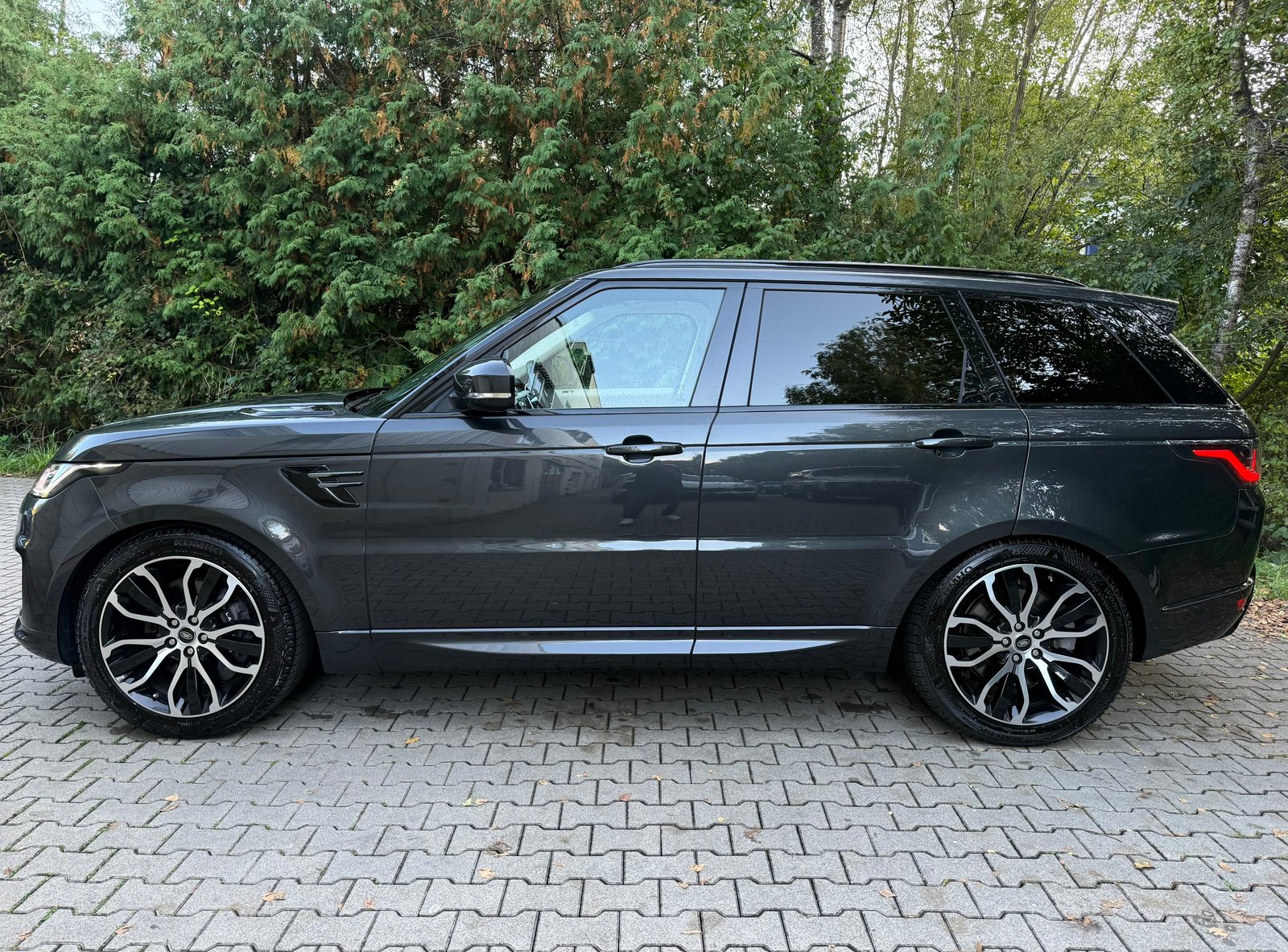 LAND ROVER Range Rover Sport 3.0 V6 S/C HSE Dynamic Automati, Benzin, Occasion / Gebraucht, Automatik - 2