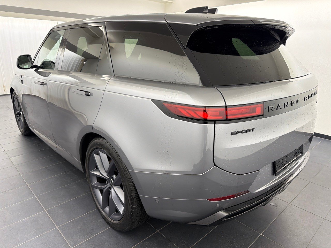 LAND ROVER RR Sport D300 MHEV Dyn SE, Mild-Hybrid Diesel/Electric, Second hand / Used, Automatic - 2