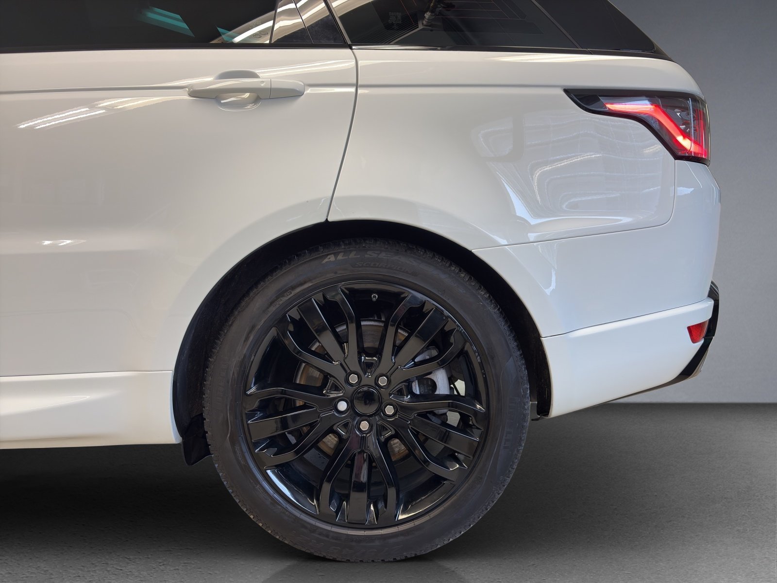 LAND ROVER RR Sport D250 I6 MHEV S, Mild-Hybrid Diesel/Elektro, Occasion / Gebraucht, Automatik - 6