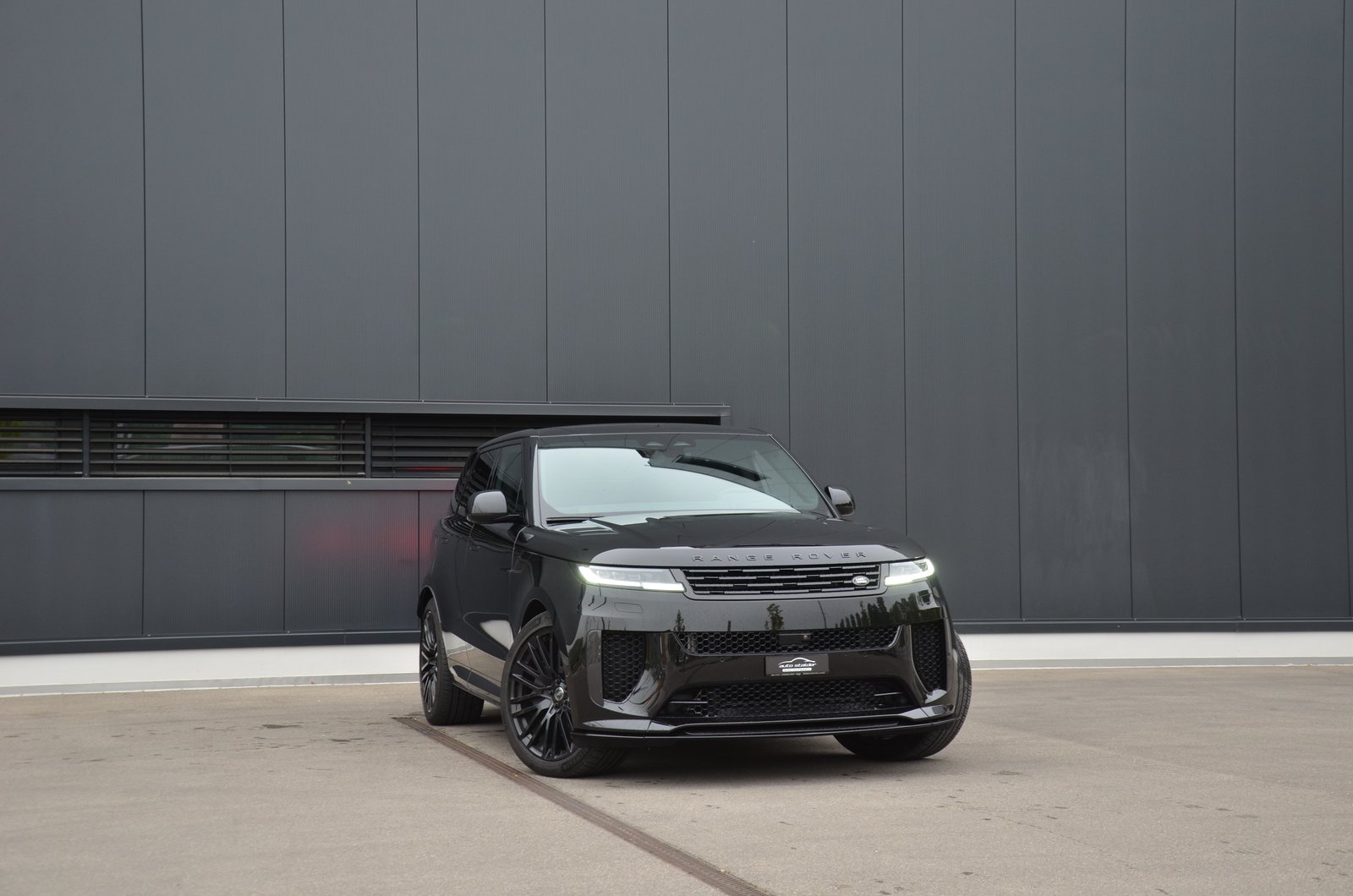 LAND ROVER Range Rover Sport P635 4.4 V8 SV Edition One, Benzin, Occasion / Gebraucht, Automatik - 7