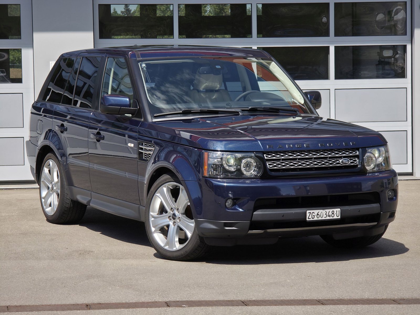 LAND ROVER Range Rover Sport 3.0 TDV6 HSE ** keine Mängel *